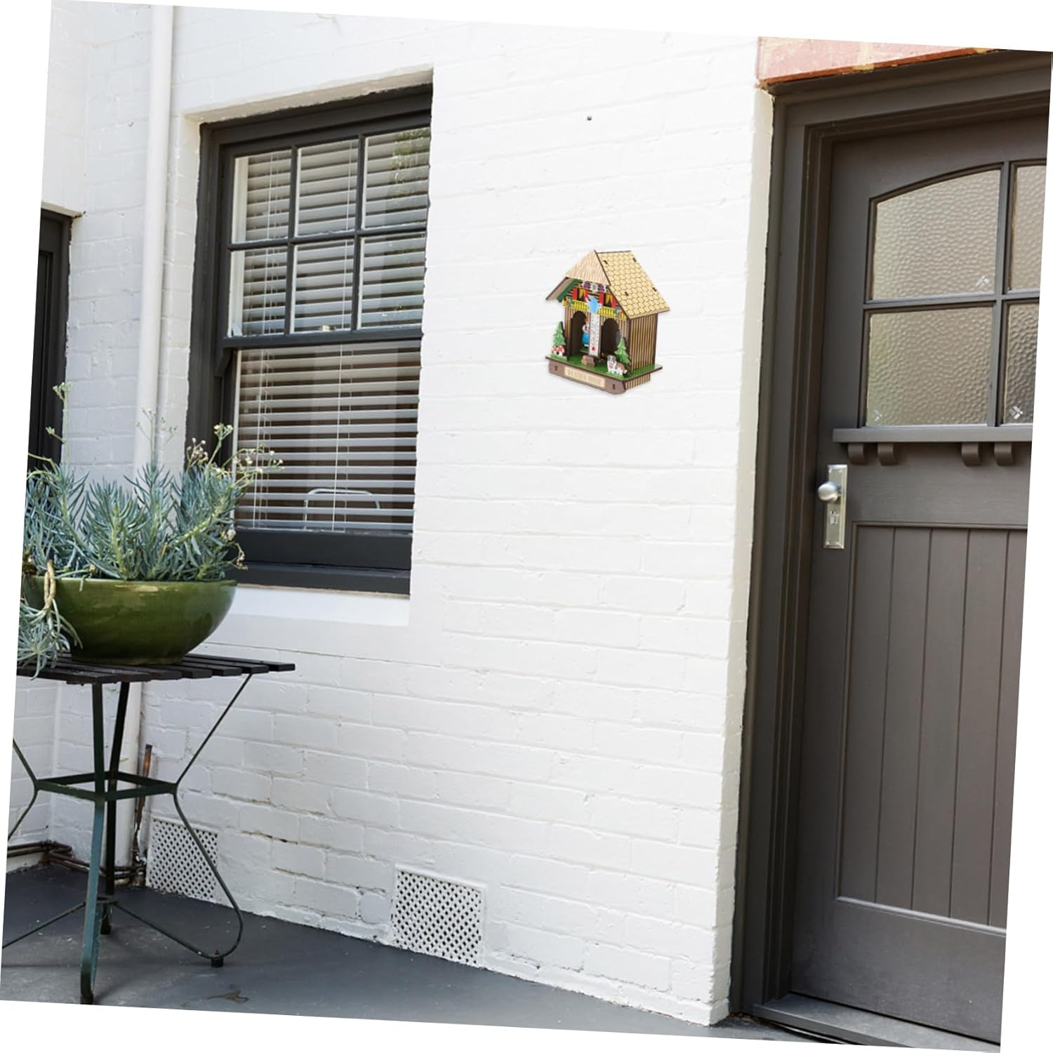 DECHOUS Wall Hanging Barometer Home Weather House Temperature and Humidity Practical Design for Indoor Use Random Color image number 4