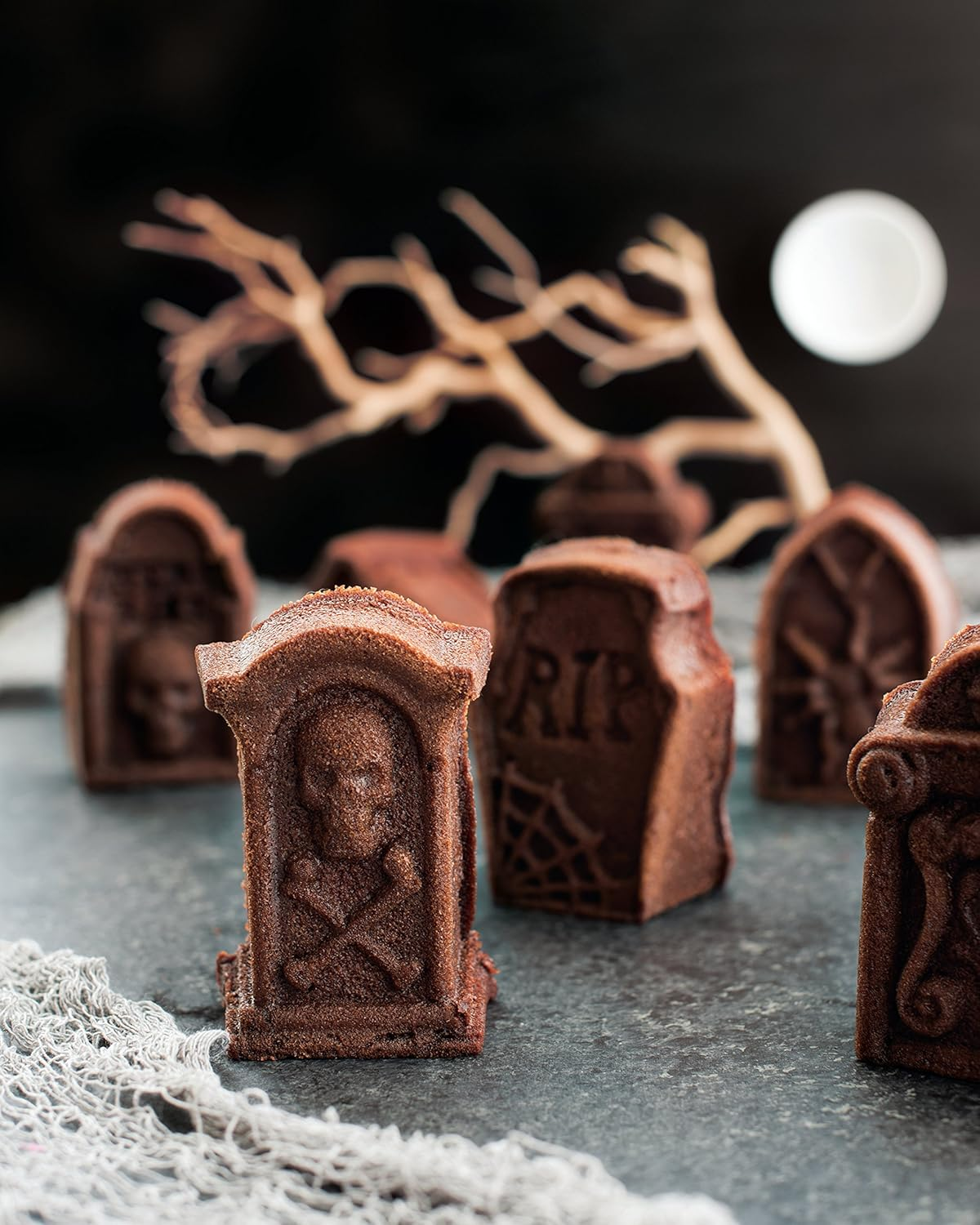 Nordic Ware Tombstone Cakelet Pan image number 2