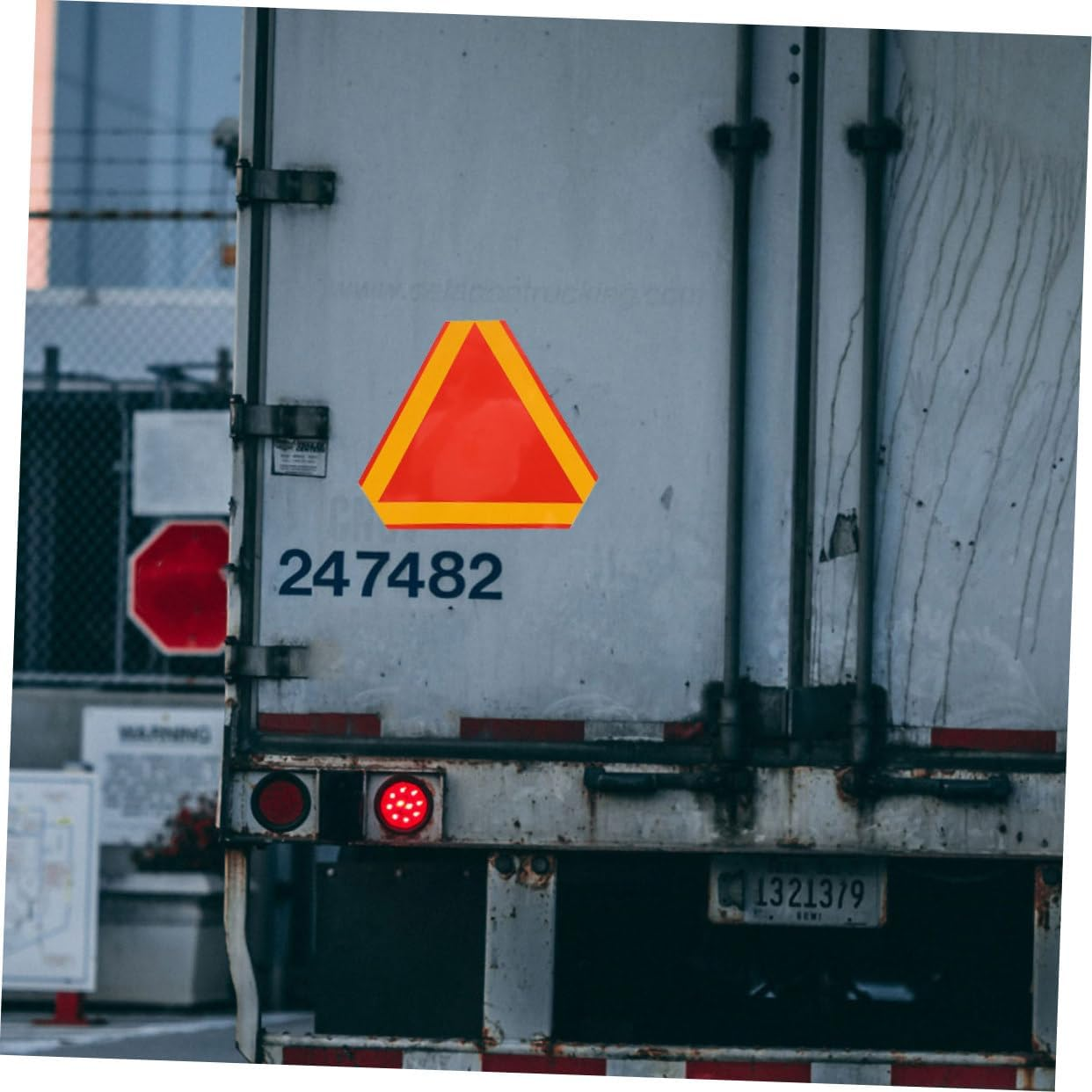 INOOMP Reflective Warning Triangle Sign with Bright Border High Slow Moving Vehicle Caution Sign for Truck and Three Wheelers Easy Installation Fade Resistant Safety Reflector image number 5