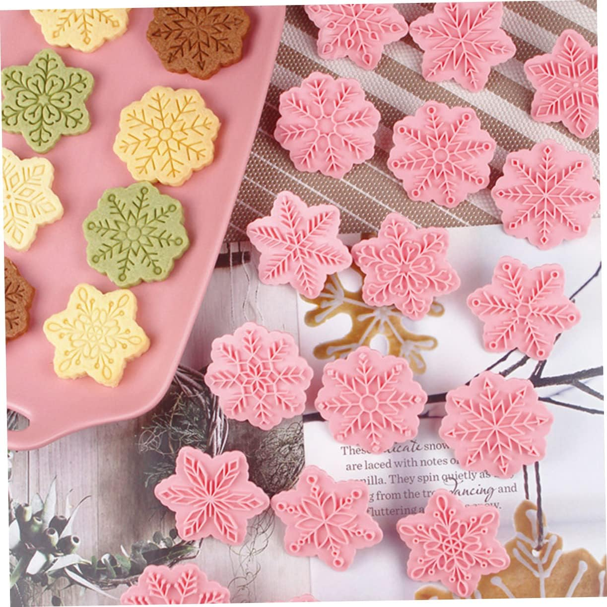 Christmas 3D Snowflake Cookie Molds 18Pcs Plastic Press-On Biscuit Stamps Baking Supplies for DIY Holiday Cookies Baking Lovers image number 6