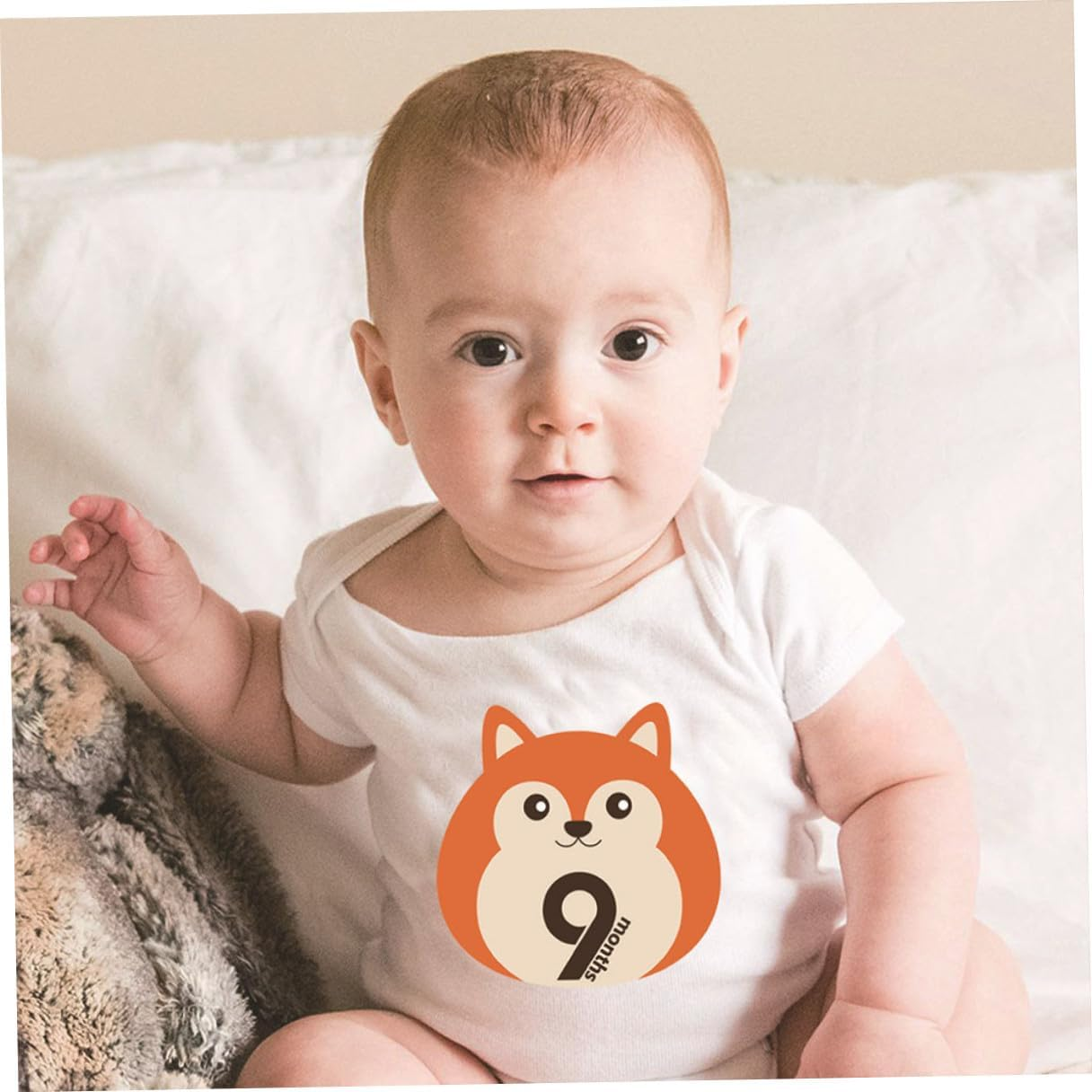 12 Sheets Monthly Stickers Animal Design Milestone Self-Adhesive Decals for Newborns Reusable Photo Props for First Year Memory Album