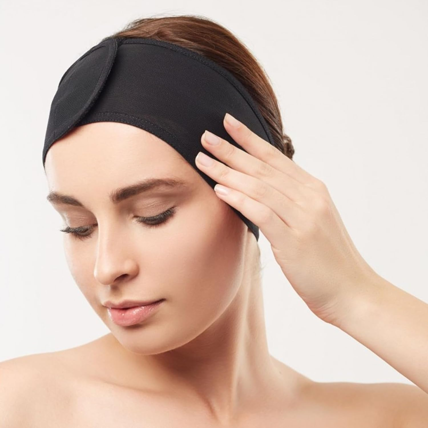 Pack of 4 Hair Bands for Women, Women'S Cosmetics, Make-Up Hair Band for Sports, Showers (Black and White) image number 1