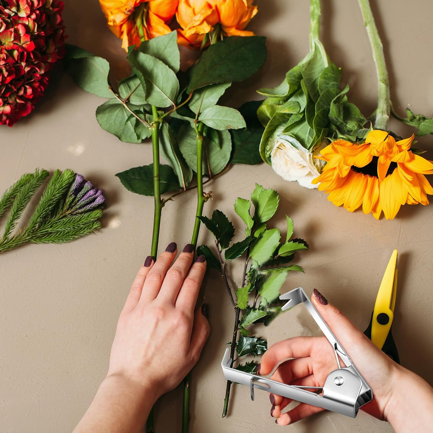 Gisafai 2 Pcs Rose Thorn Stripper Tool Thorn Remover Leaf Stripping Tool Stem and Leaf Remover Tool Metal Flower Stripper for Outdoor Gardening Flower Arrangement Florist Supplies image number 1