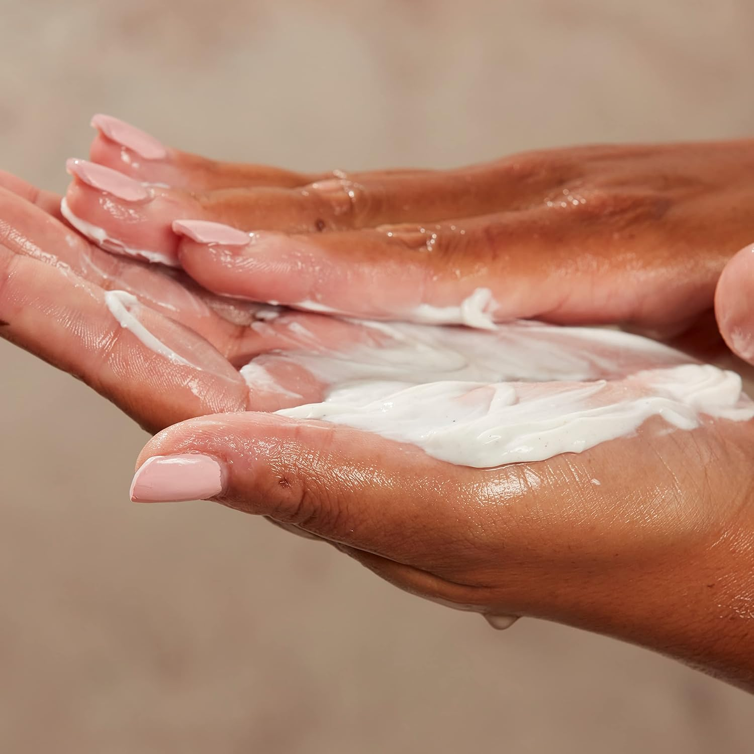 Mama Mio Tummy Rub Scrub