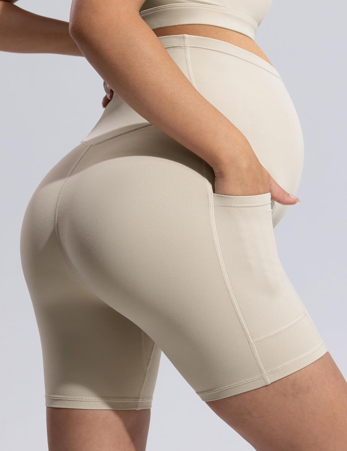 POSHDIVAH Women'S Creamluxe Maternity Biker Shorts over the Belly with Pockets - 6"/8" Summer Pregnancy Yoga Workout Short image number 4