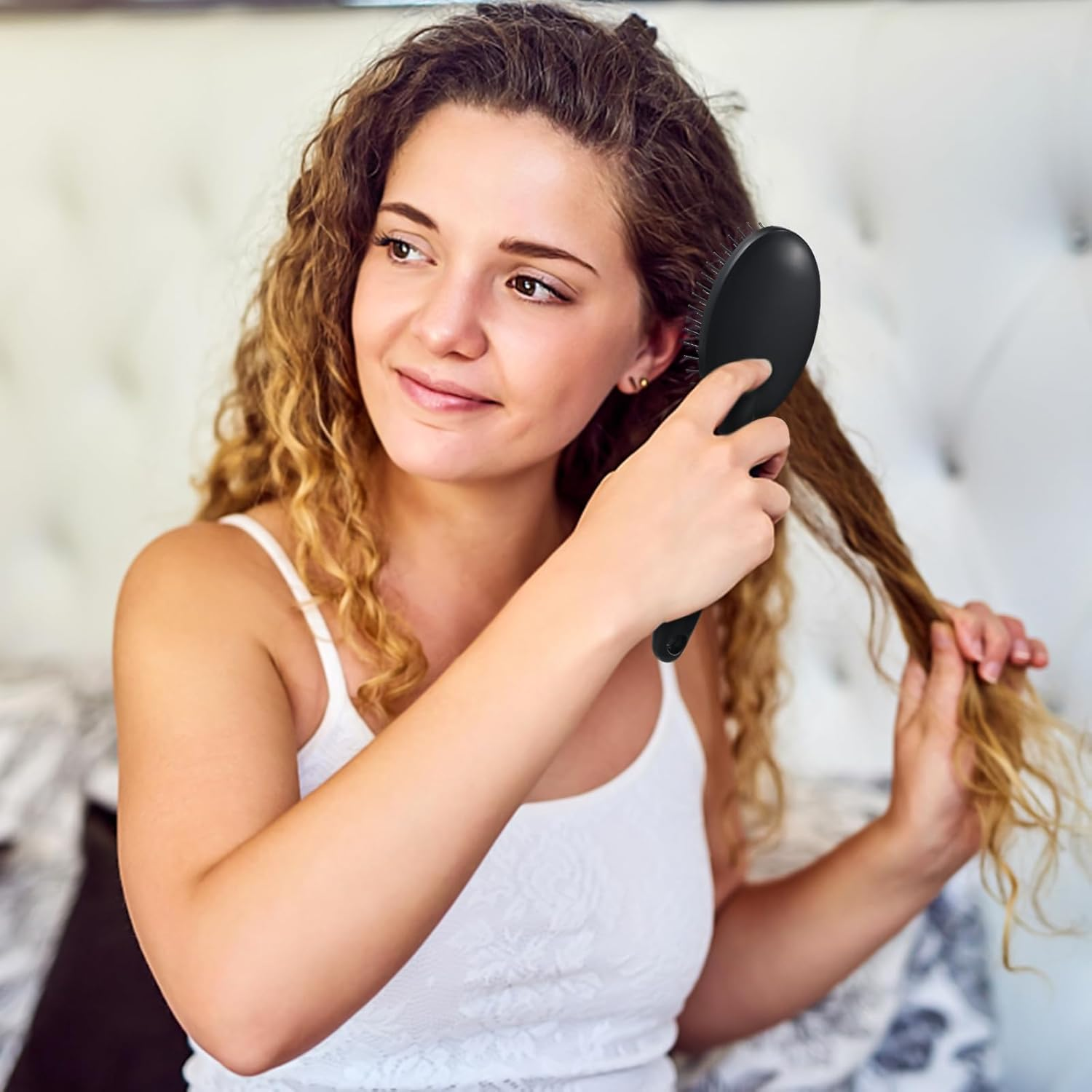 6 Piece Hair Brush Set, Massage Combs Multiple Styles Brush Hair for Women Men Home Use Travel image number 6