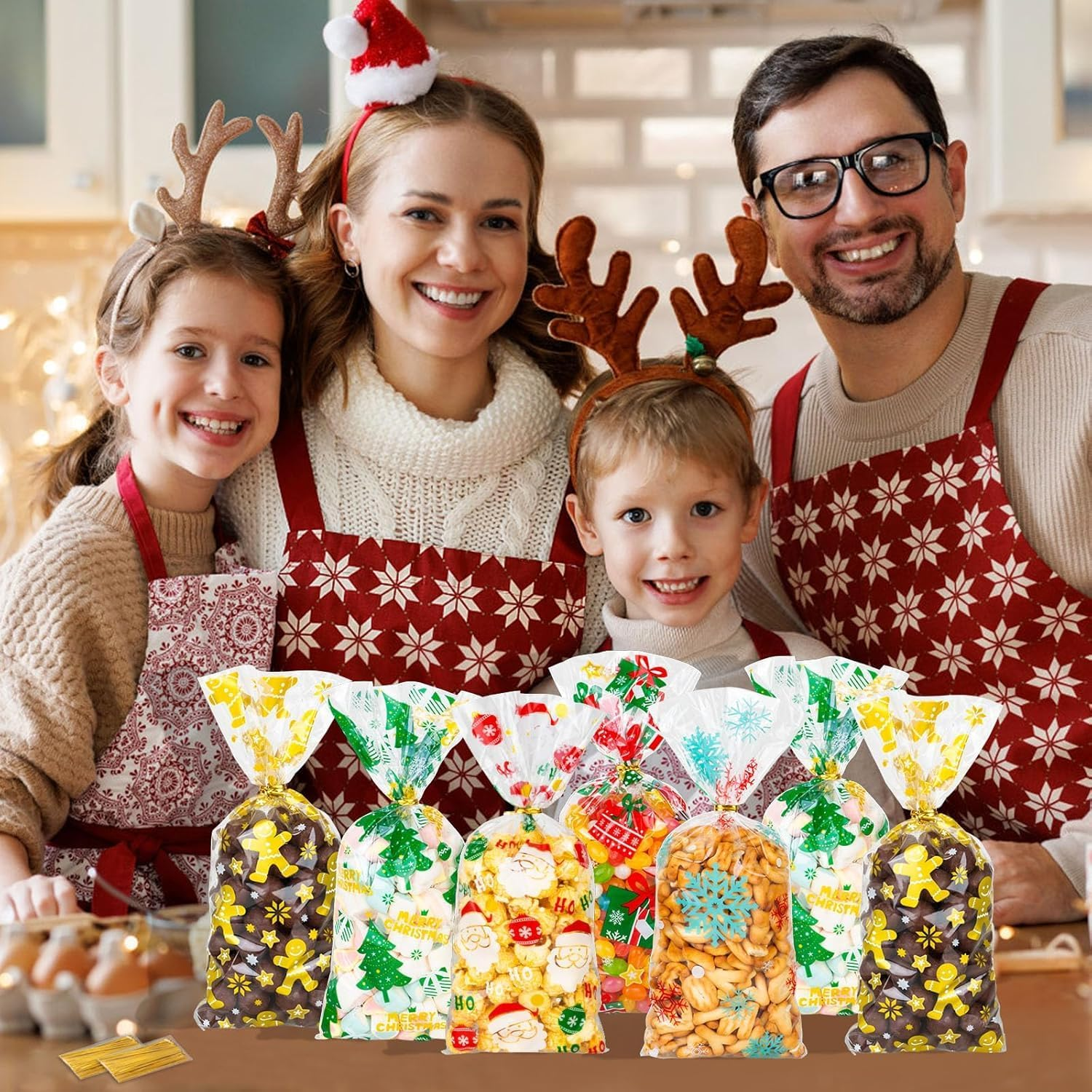 Xmas Candy Bags with Twist Tie, 10 Styles Christmas Cellophane Candy Bags, 100 Pcs Twist Ties for Cookie Goodies Gift Present Wrap Xmas Party Favor Supplies 5 Styles image number 2