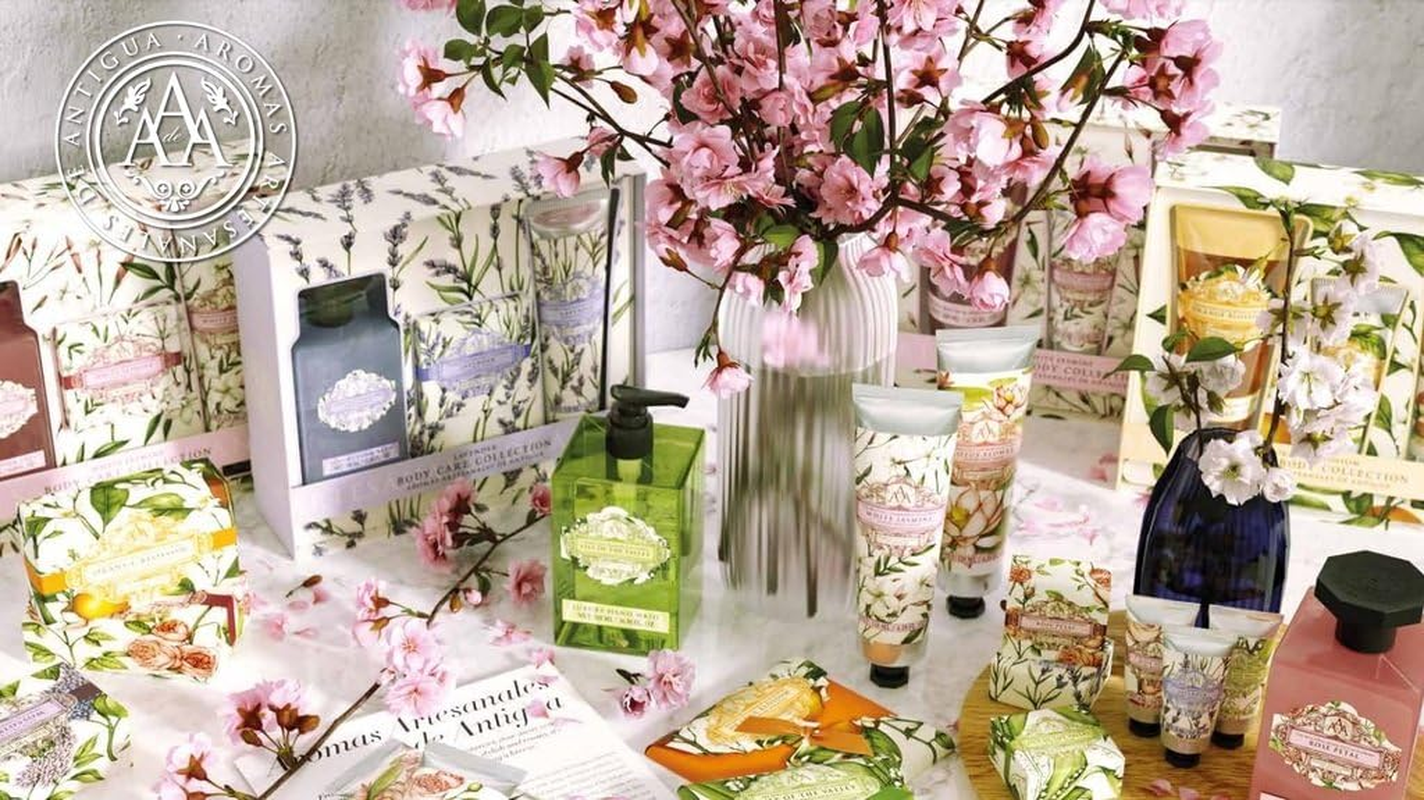 AAA Rose Petal Luxury Body Cream, 130 Milliliter image number 4