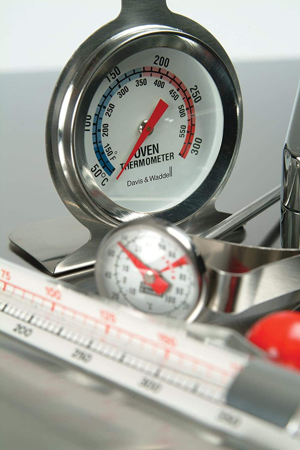 Davis & Waddell D20144 Essentials Stainless Steel Oven Thermometer D6X7Cm 50&deg;C to 300&deg;C Temperature Range