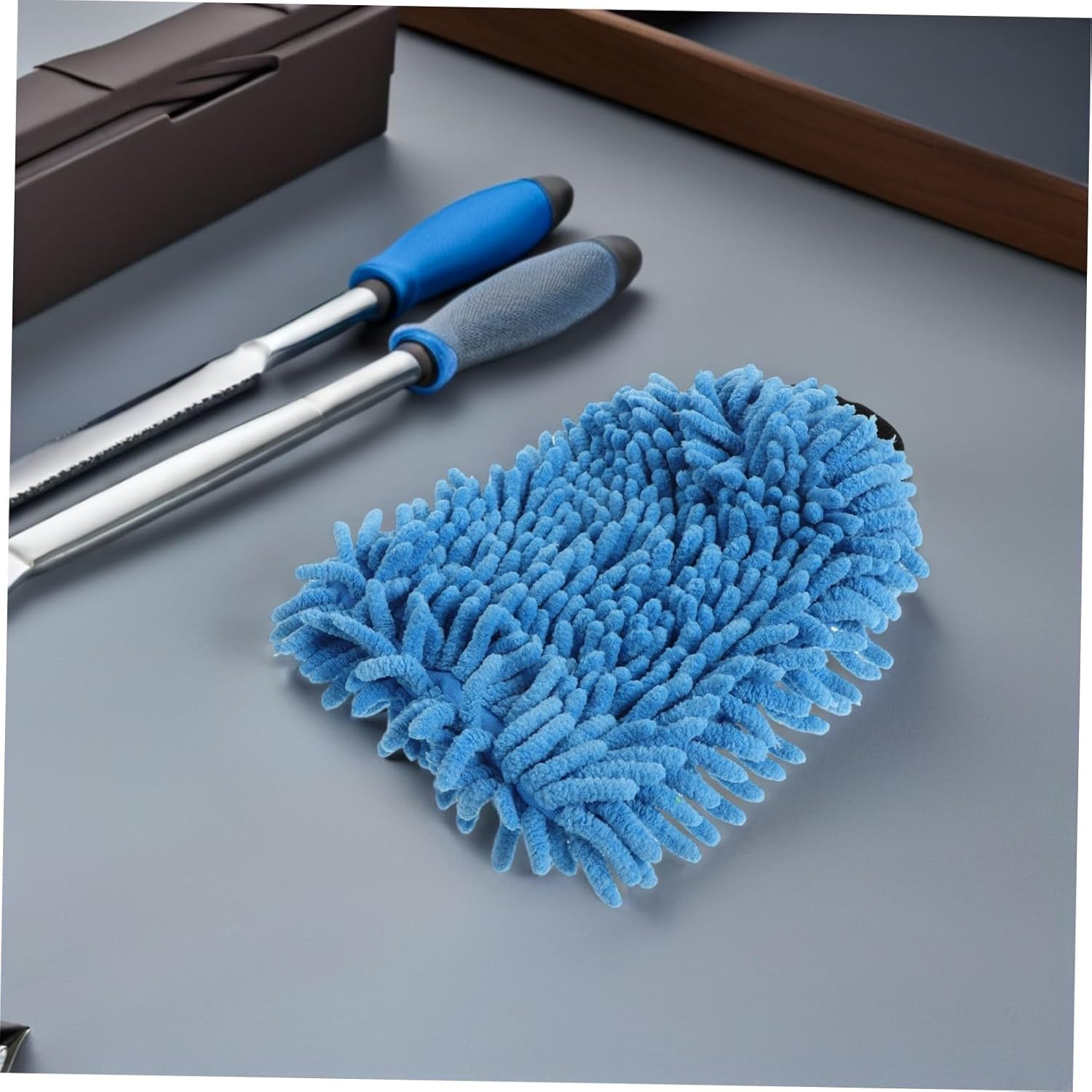 4Pcs Car Chenille Mitts Soft Microfiber Wash Gloves Highly Absorbent Car Washing Sponge Cloths with Thick Sponge Ergonomic Fit for Automotive Trucks Boats Cleaning image number 5