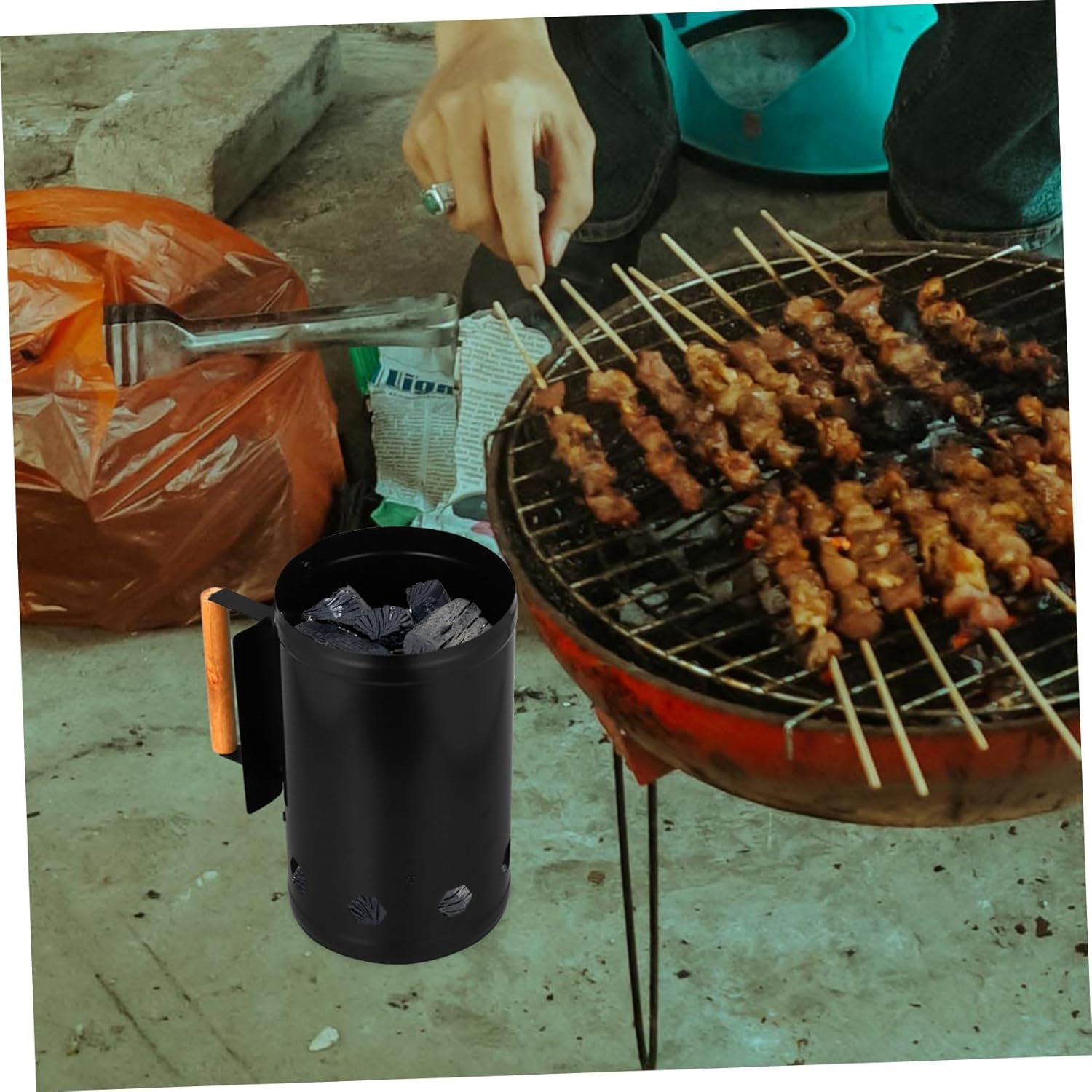 Garneck Charcoal Chimney Starter Barrel with Natural Wooden Handle Thickened Steel Burning Carbon Barrel for Outdoor BBQ Camping Six Air Inlets for Fast Ignition and Heat Random Color