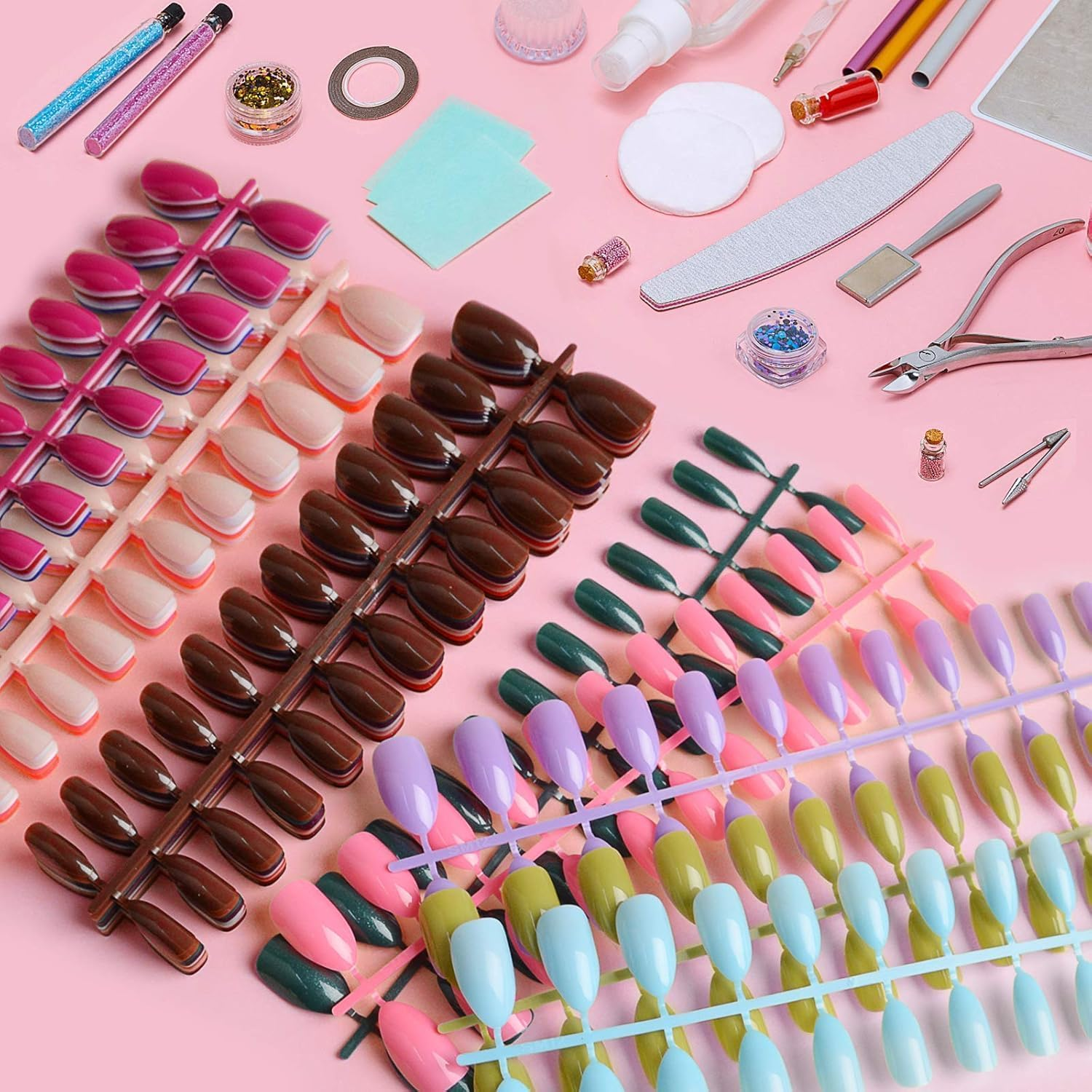 720PCS Short Glossy Stiletto Fake Nails, EBANKU 30 Colors Full Cover False Nails Almond Acrylic Artificial Nail with Nail File for Woman Nail Art DIY Decoration at Home Salon(Glues Not Included)