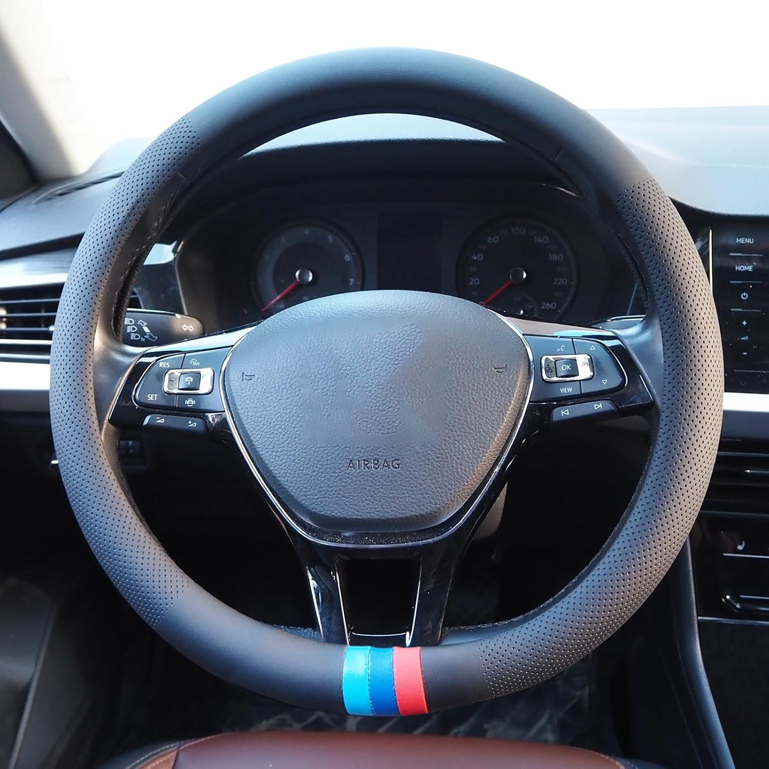 Nappa Leather Car Steering Wheel Cover for 14-15 Inches, Anti-Slip Soft Leather Steering Wheel Cover Full Surround, Universal Breathable O-Shaped, D-Shaped Steering Wheel Protector (3 Color-O Shaped) image number 2