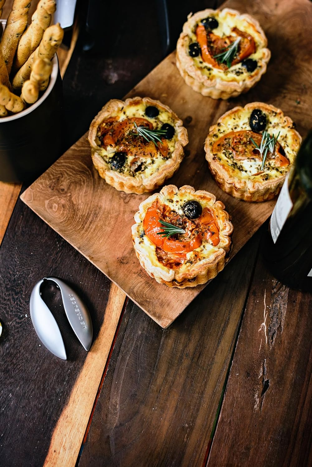 Le Creuset Non Stick Bakeware 6 Cup Fluted Tart Tin Tray