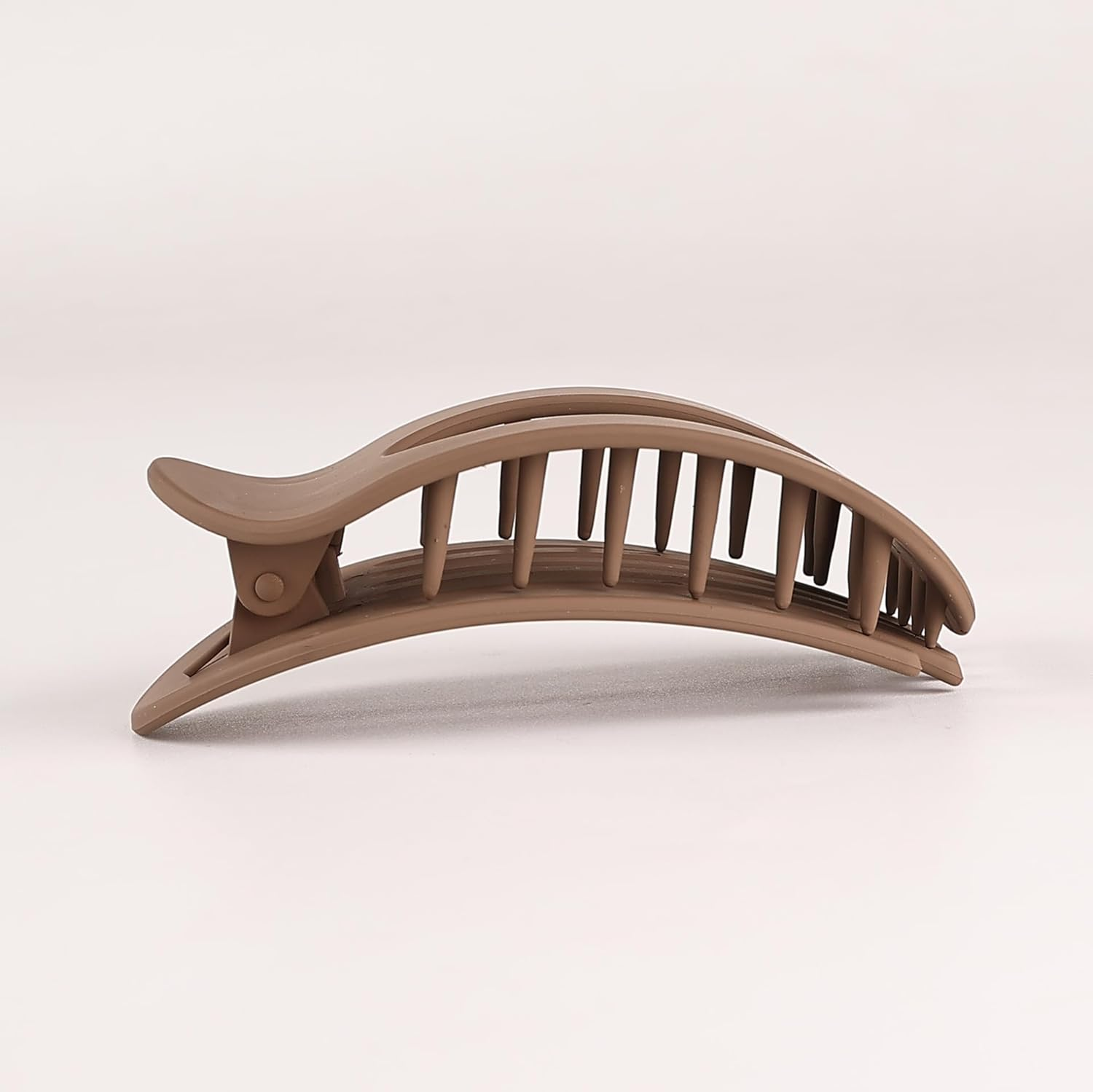 Lay Flat Hair Claw Clips for Women Non-Slip Grip, Flat Clips for Daily Styling 4Pcs. image number 3