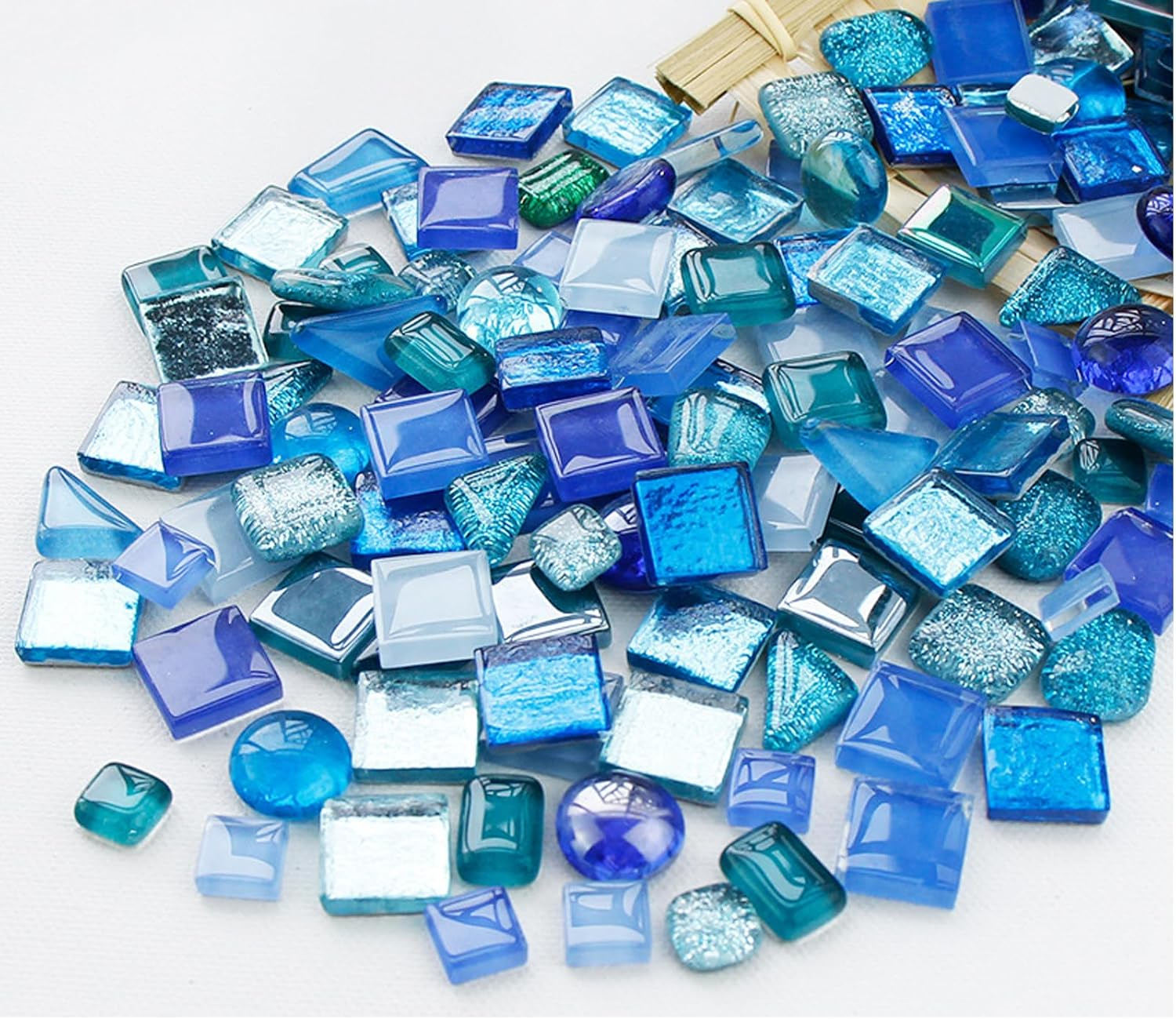 500G/1.1 Pounds Glass Mosaic Tiles, Irregular Crystal Mosaic Tiles for Crafts Bulk and Tiny Stepping Stone Kit, Transparent Stained Glass Sheets for Handmade DIY Art Crafts and Home Decoration,Blue