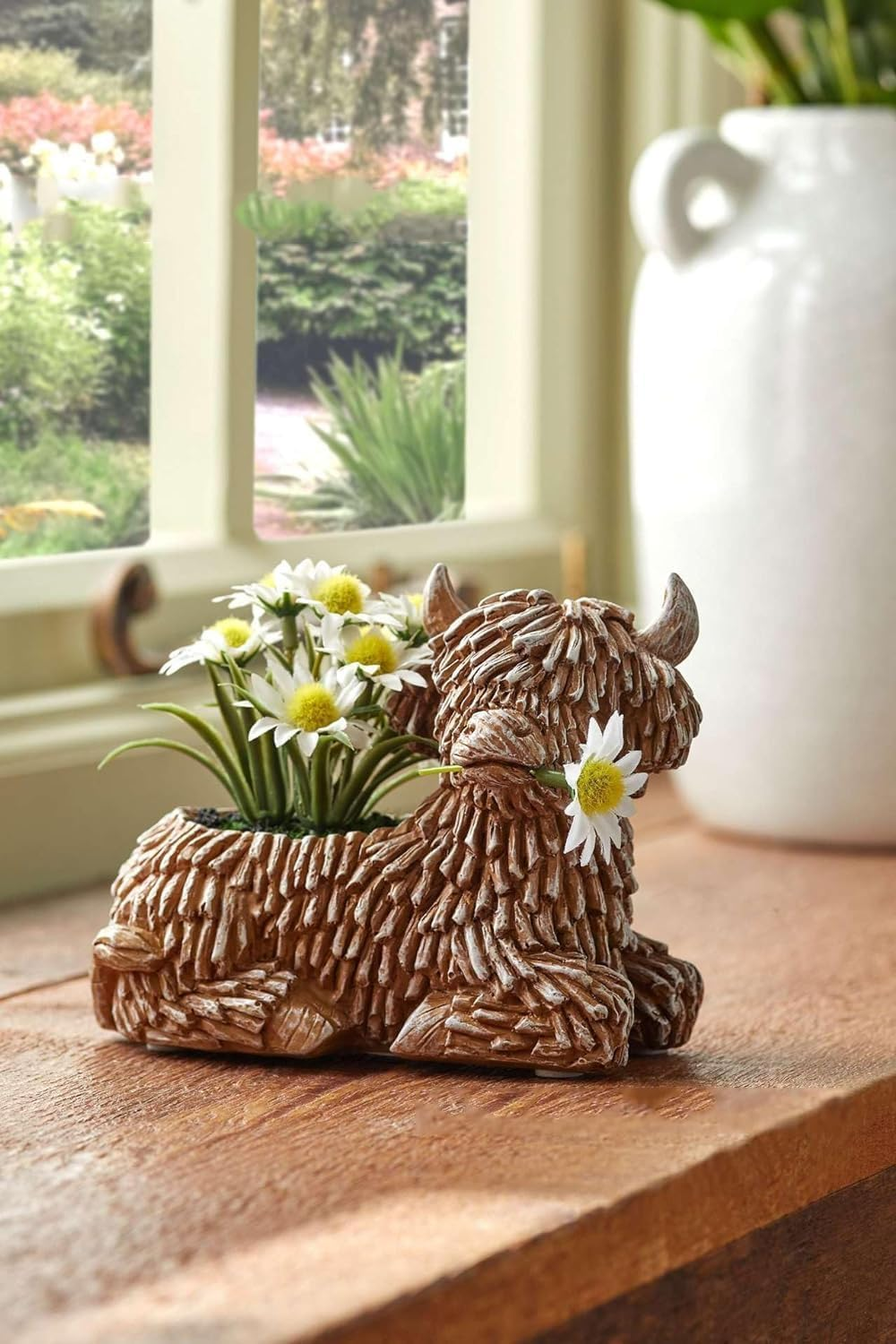 Highland Cow Planter for Outdoor Plants, Cute Scottish Decor Flower Pot,Resin Figurines Succulent Pots,Highland Cow Succulent Planters,Gifts for Women Men image number 5