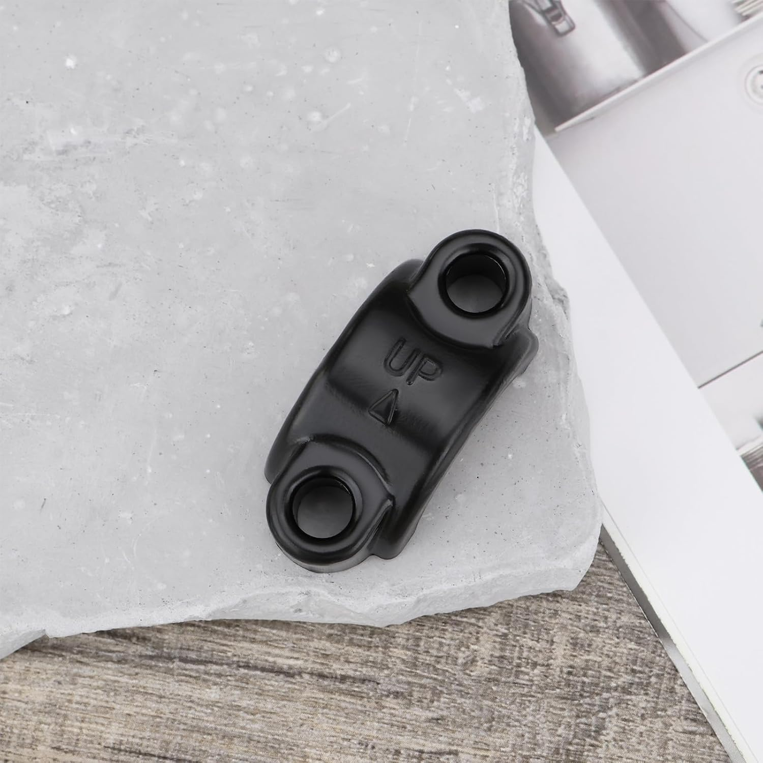 Create Idea 2Pcs M6 Brake Lever Clamp Aluminum Clutch Master Cylinder Clamp Bracket Cover Fixing Seat Suitable for 22Mm Dirt Bike Electric Bike Handlebars Black