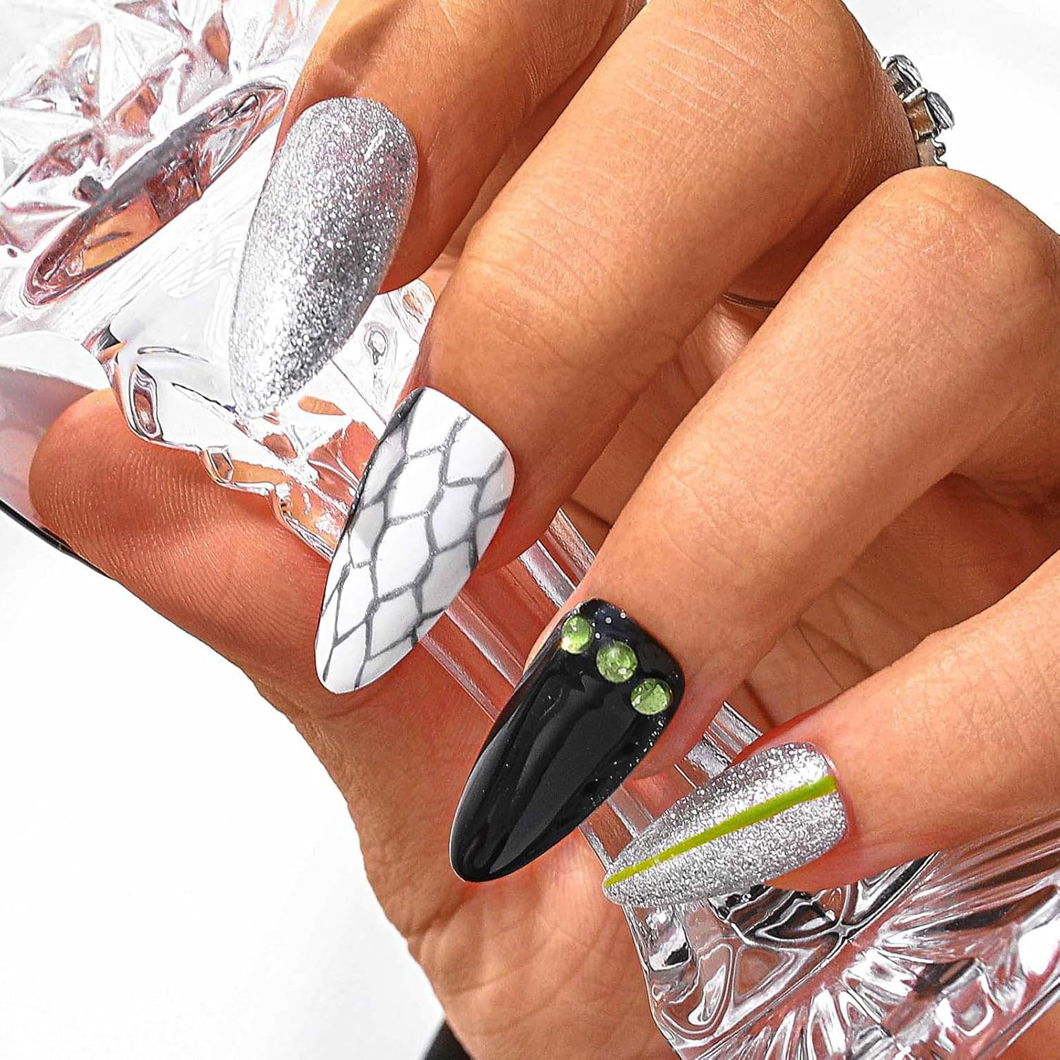 Sethexy Black Rhinestone Medium Almond Artificial Nail Sparkle Handmade False Nails Punk Natural Shiny Press on the Nail Durable Salon Quality for Women and Girls (2)