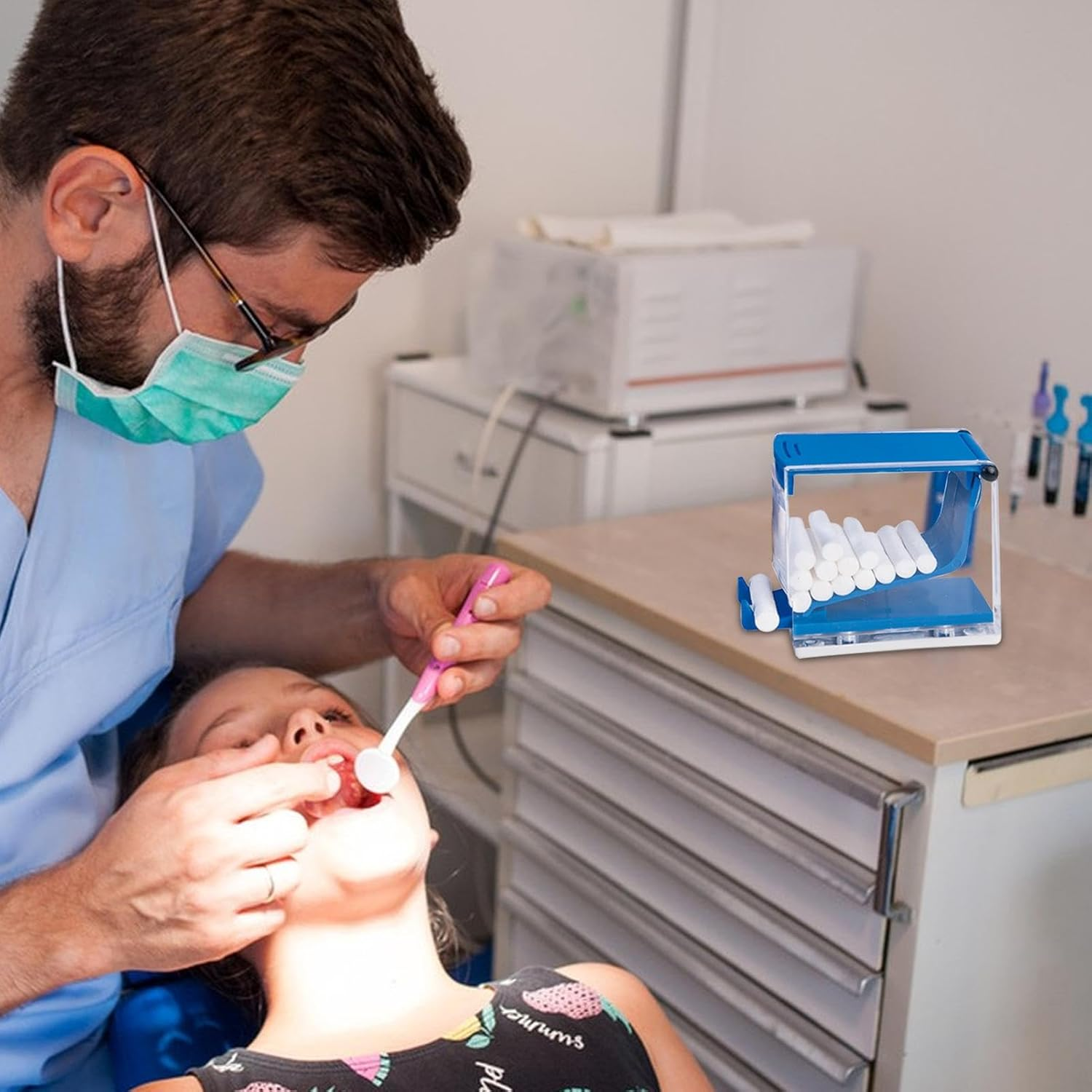 Hygienic Cotton Roll Divider | Transparent Press Type Cotton Roll Holder | Dentist Clinic Container, Pre-Roll Cone Holder Case for Professional Clinic, Dentistry image number 4