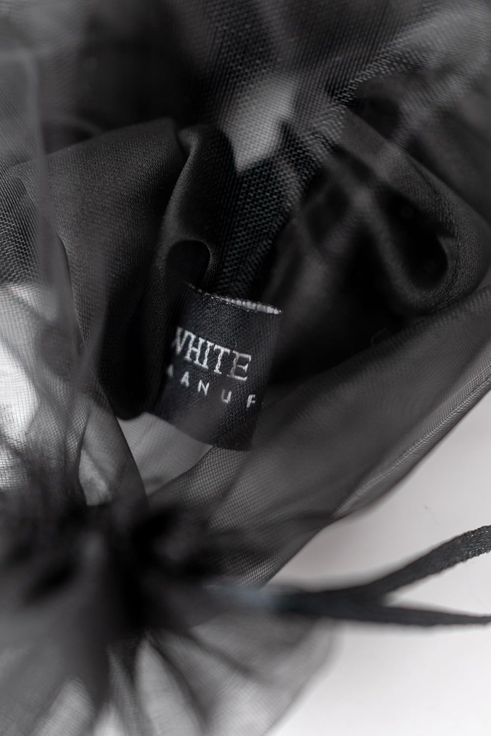 WHITE DEER MANUFAKTUR Scrunchie Soft Edition - Premium Satin Scrunchie in Black, Medium for Normal Hair - Comes with Organza Pouch image number 2