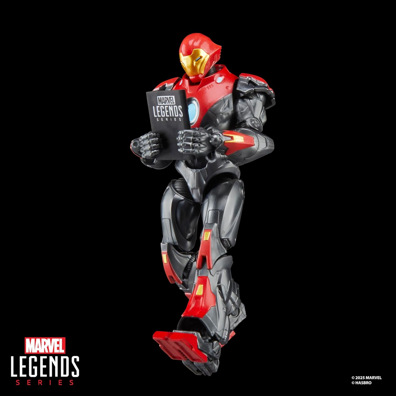 Marvel Legends Series Ultimate Iron Man, Comics-Inspired Collectible 6-Inch Scale Action Figure with Character-Sized Comic Accessory image number 5