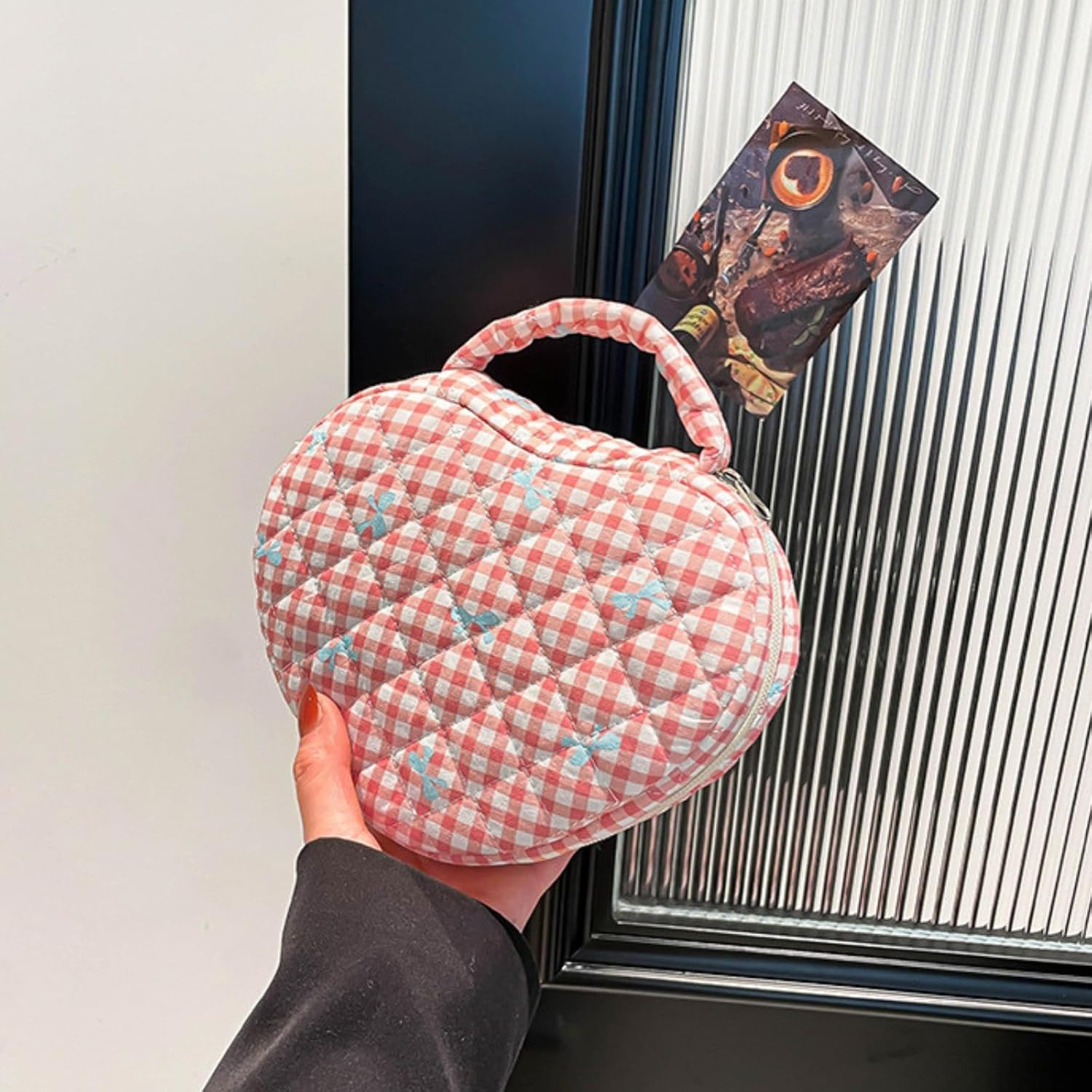 Cotton Makeup Bag for Women - Travel-Friendly Cosmetic Pouch with Soft Fabric - Red Heart image number 3