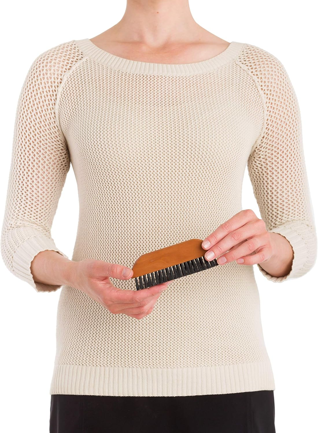 Redecker Natural Pig Bristle Pocket Clothes Brush with Oiled Pearwood Handle, 5-1/2 Inches, Versatile Compact Hand Brush Removes Lint, Pilling and Debris from Garments, Made in Germany - Laundry Brush image number 5