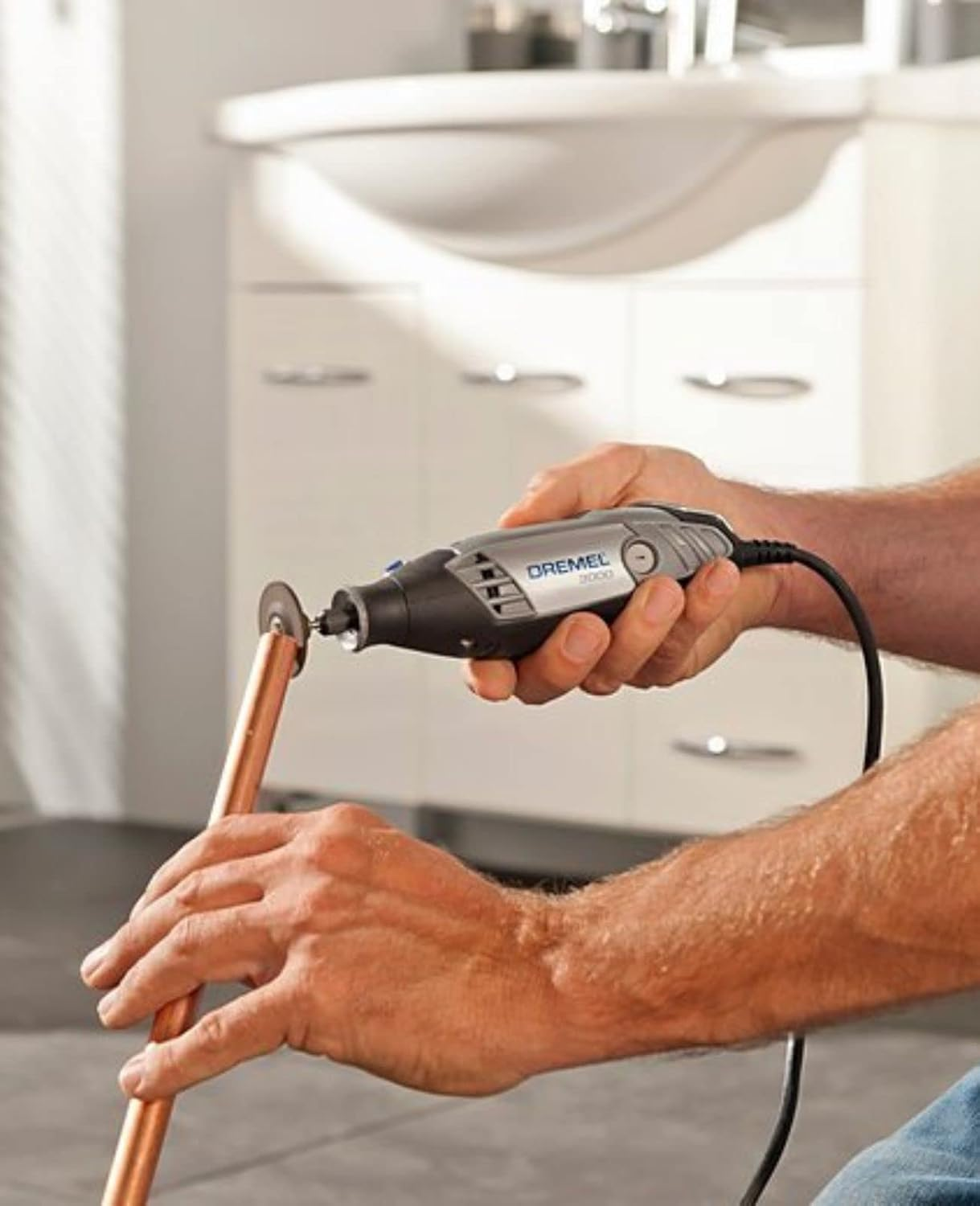 Dremel 3000 Multifunctional Tool 130 W, Set with 1 Attachment, 25 Accessories, Variable Speed 10,000-33,000 Rpm for Cutting, Grinding, Engraving, Polishing, Sharpening, Cleaning, Carving image number 3