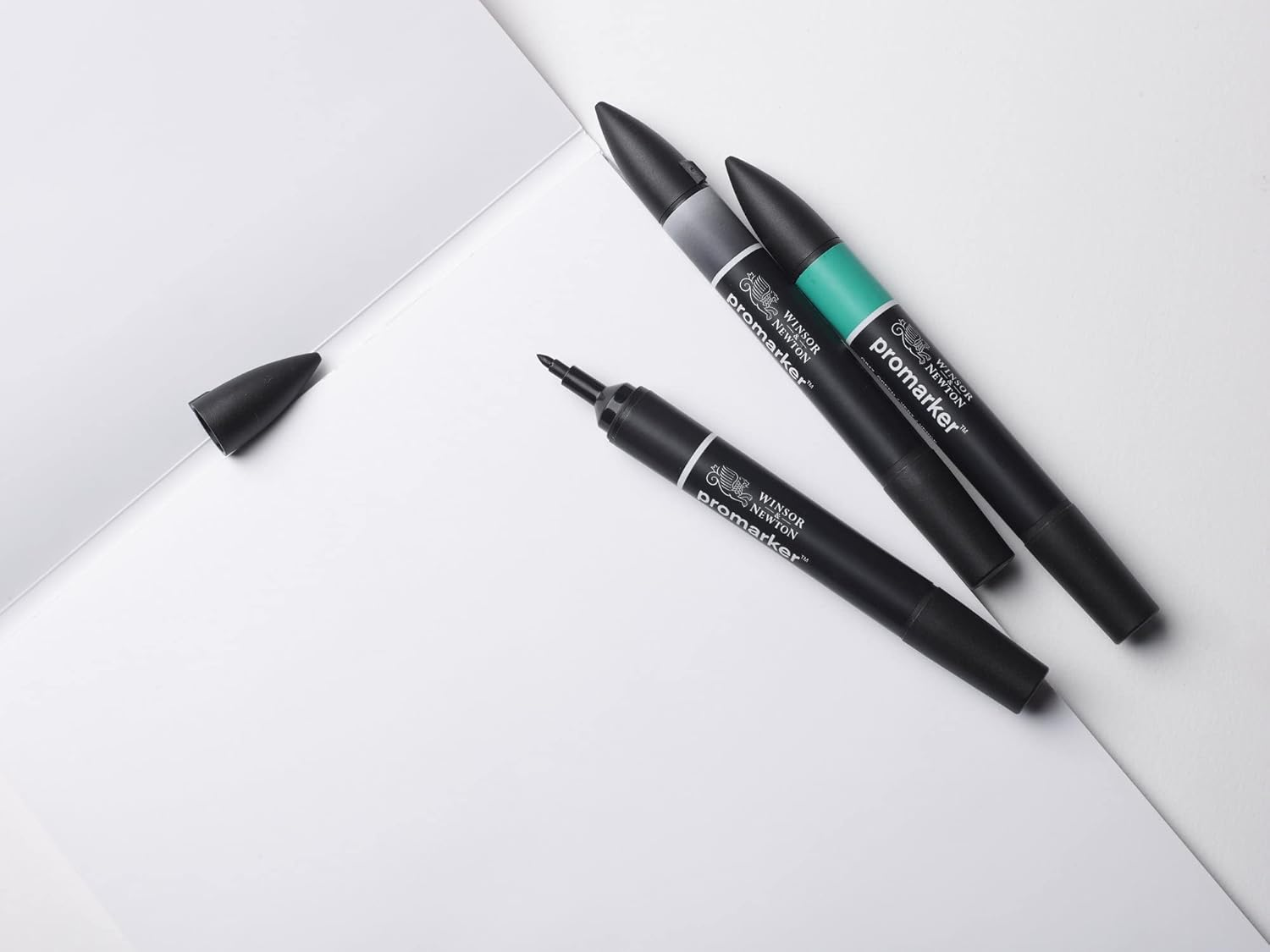 Winsor & Newton 6002007 Marker Paper, White, 27.9 X 35.6 Cm, 50 Sheets Pad, 75 G/M&sup2; image number 1