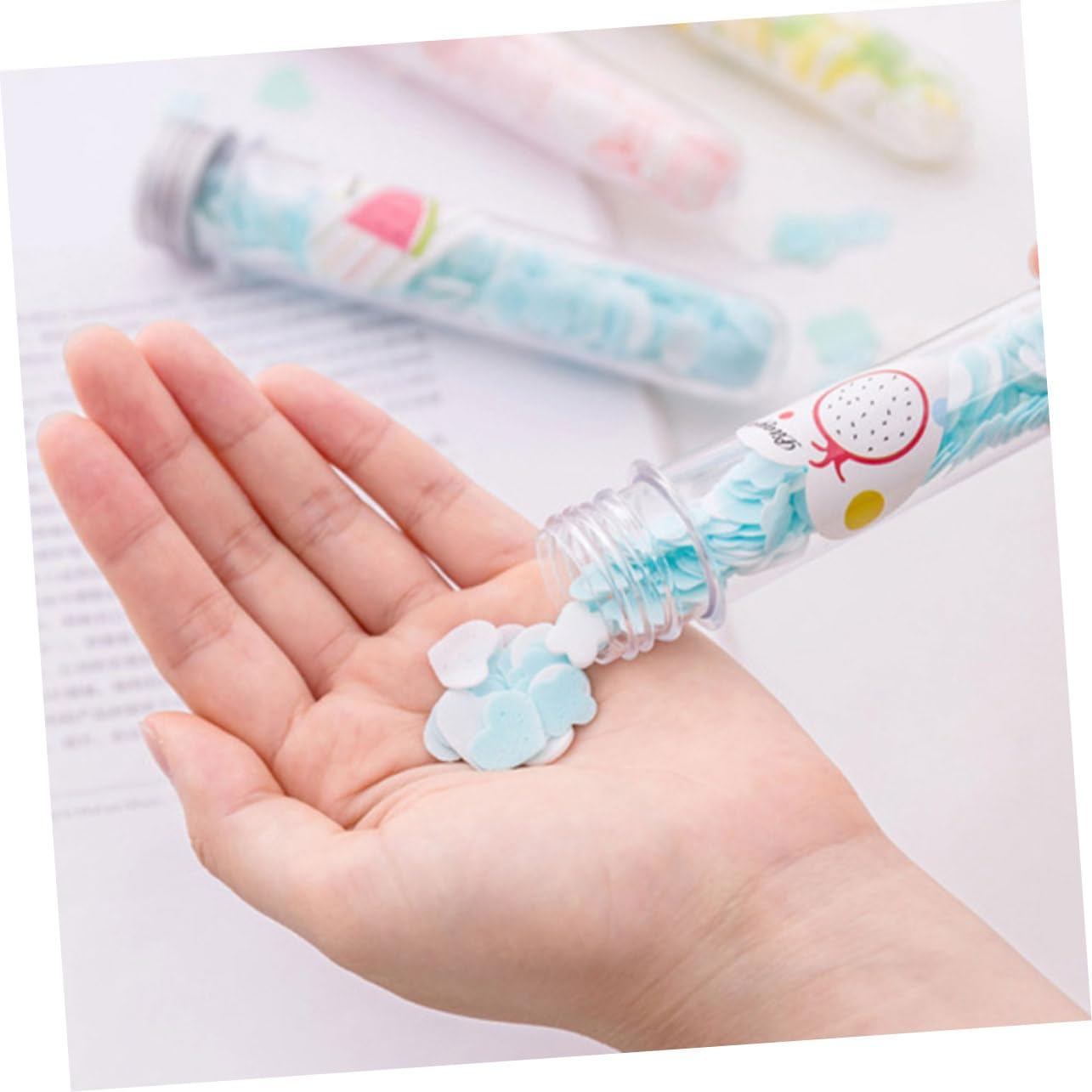 GRIRIW Travel Soap Paper Sheets 4Pcs Disposable Soap Flakes for Hand Washing Portable Bath Sheets for Outdoor Travel and Camping image number 6