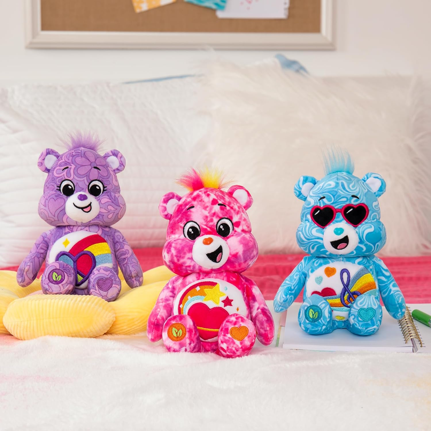 Care Bears 22 Cm Plush Blissful Heart Bear (Tray) image number 6