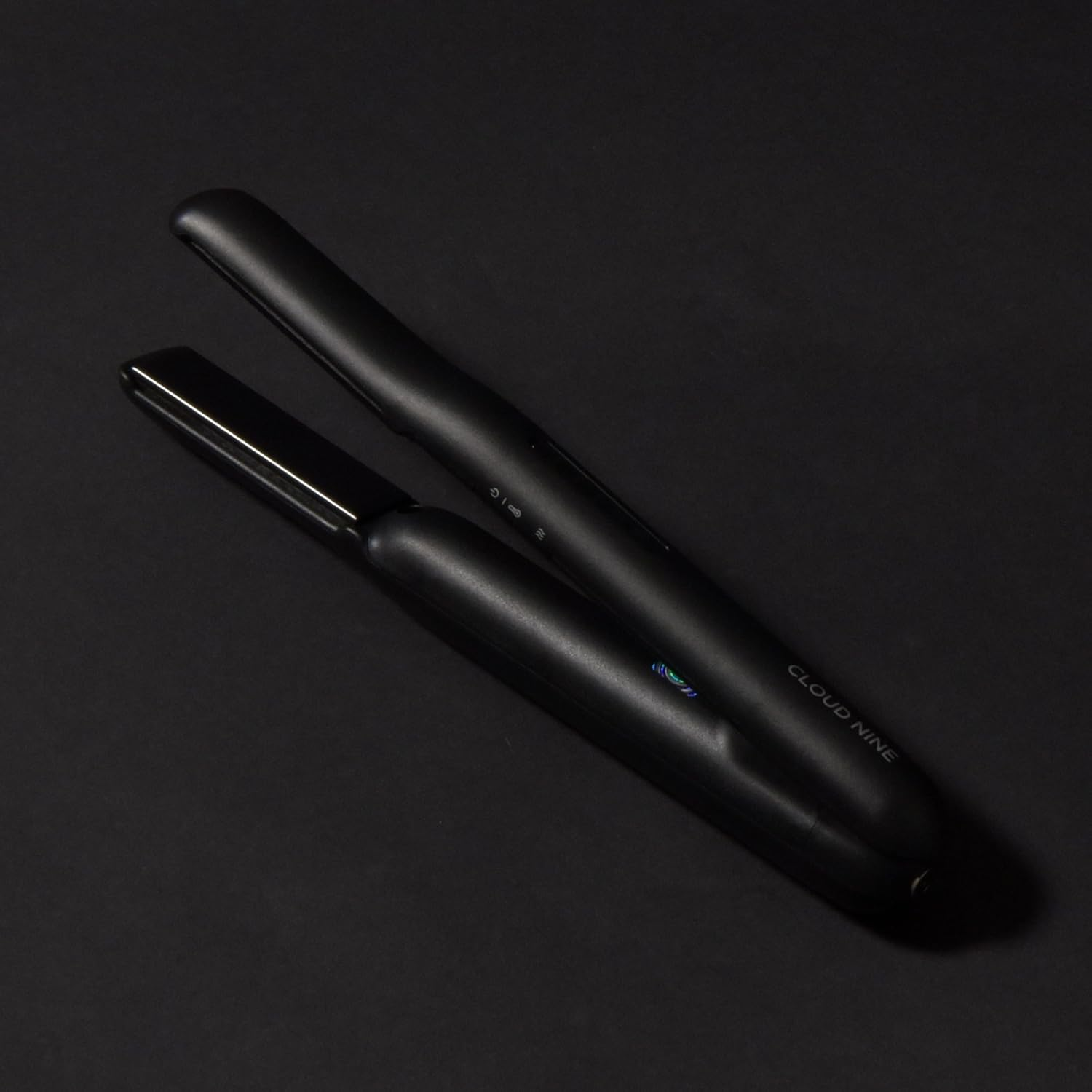 CLOUD NINE the Original Cordless Iron Hair Straightener | Hair Styling Variable Temperature Control Wireless Travel Size Quick Charge Battery | Smooth Sleek Long Lasting Results image number 2