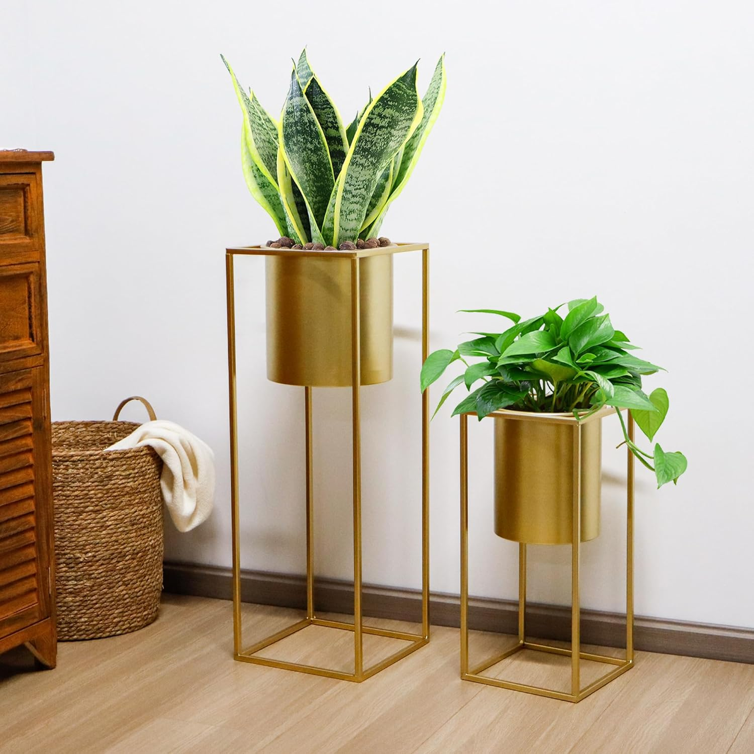 TRIROCKS Set of 2 Large Planters with Stand Gold Planter for Indoor Plants 28 &18" H Morden Plant Pots for Living Room Corner Kitchen Office Garden Balcony Patio Decor(Gold) image number 4