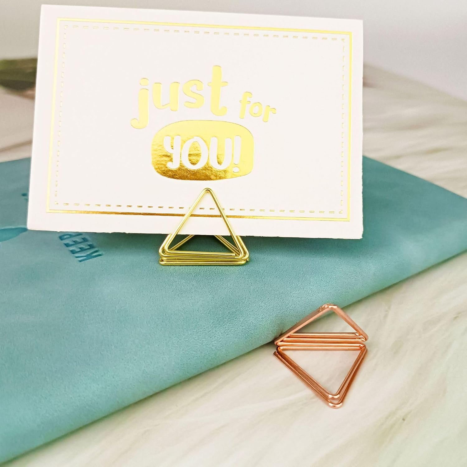 DACUAN Gold Triangle Mini Table Card Holders, 60PCS Metal Card Stand Clips for Wedding Party Office