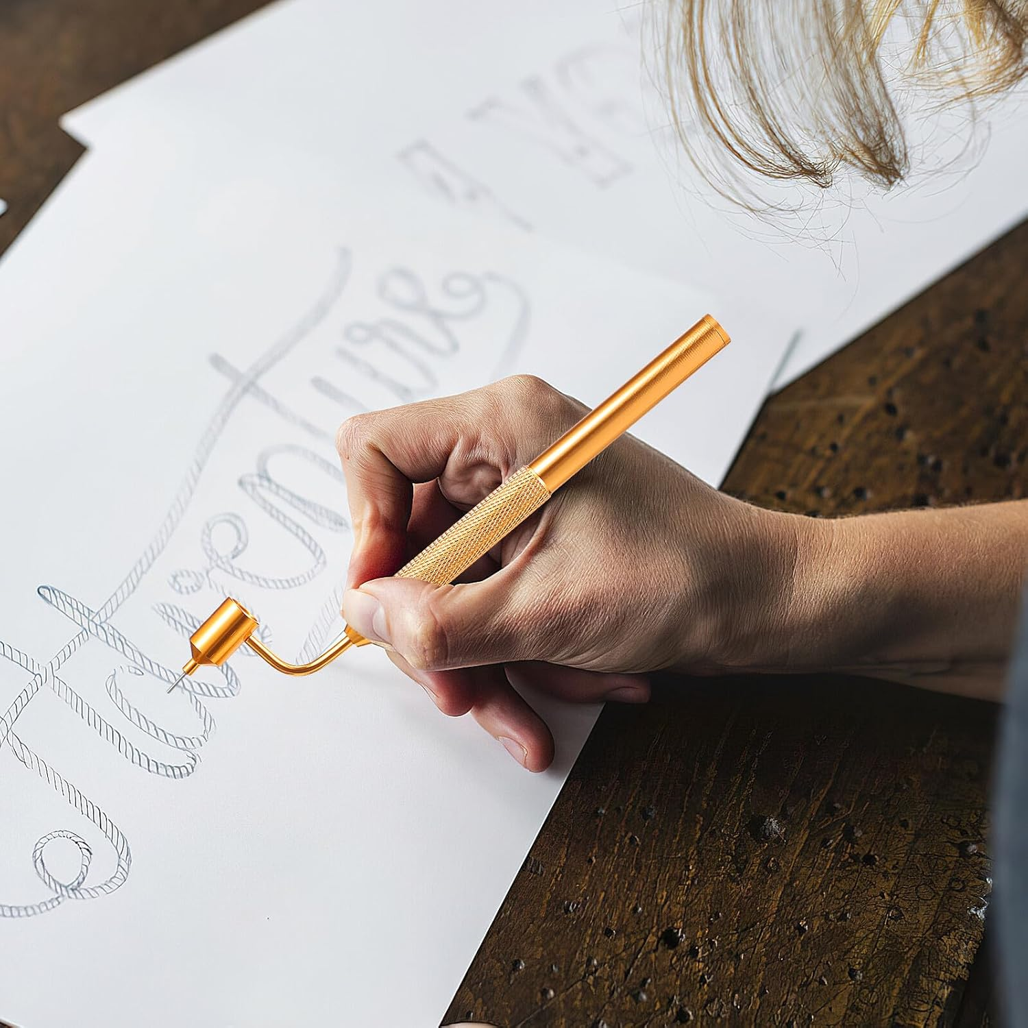 HOODANCOS Car Paint Pen Fine Line Fluid Writer Paint Scratch Repair Pen 0.5Mm Gold for Automotive Surface Touch-Up and Scratch Filling image number 3