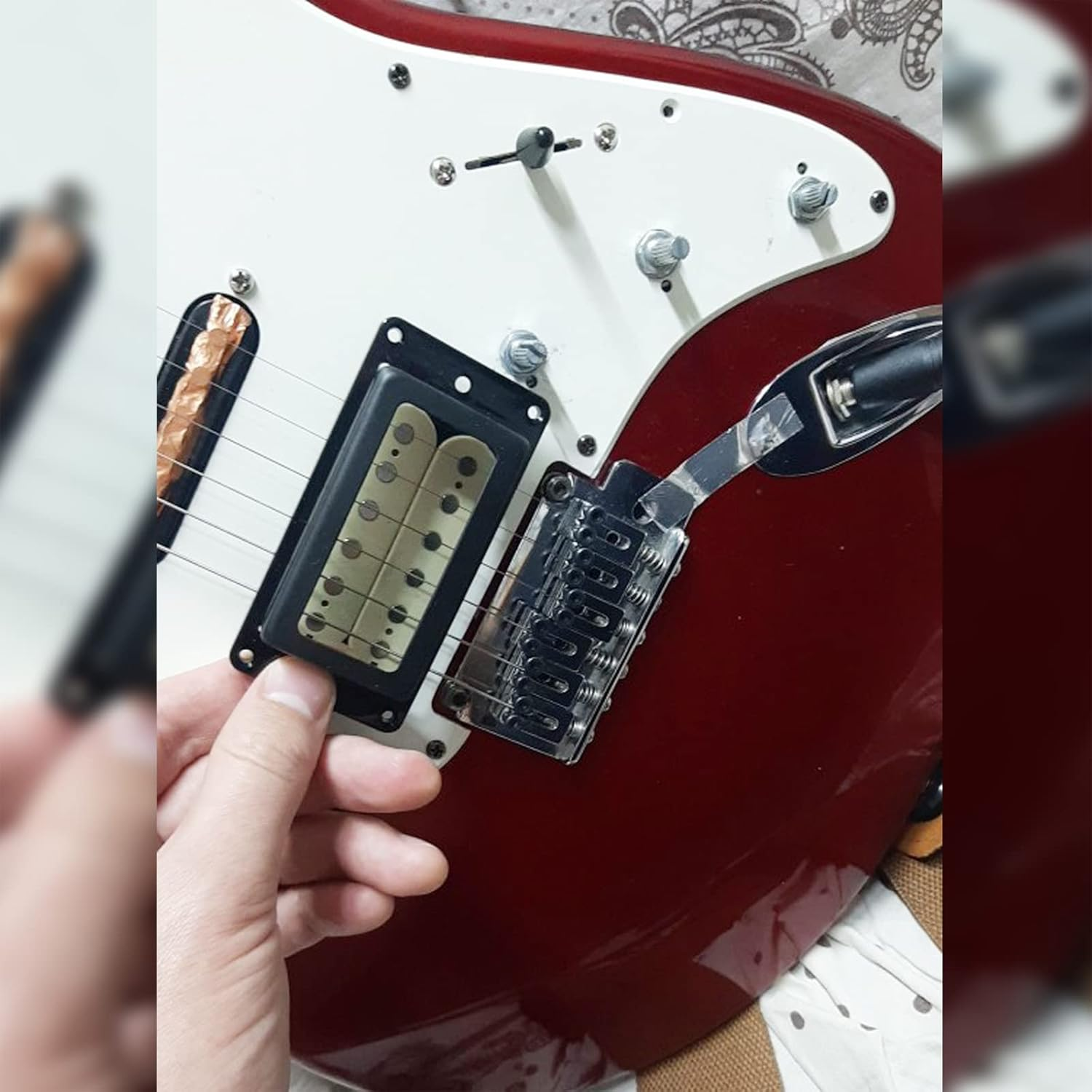 TRADERPLUS Flat Metal Humbucker Pickup Mounting Ring Set Electric Guitar Pickup Frame Mounting Ring with Screws Bridge Neck Pickups Cover Frame Replacement Part (Black) image number 3