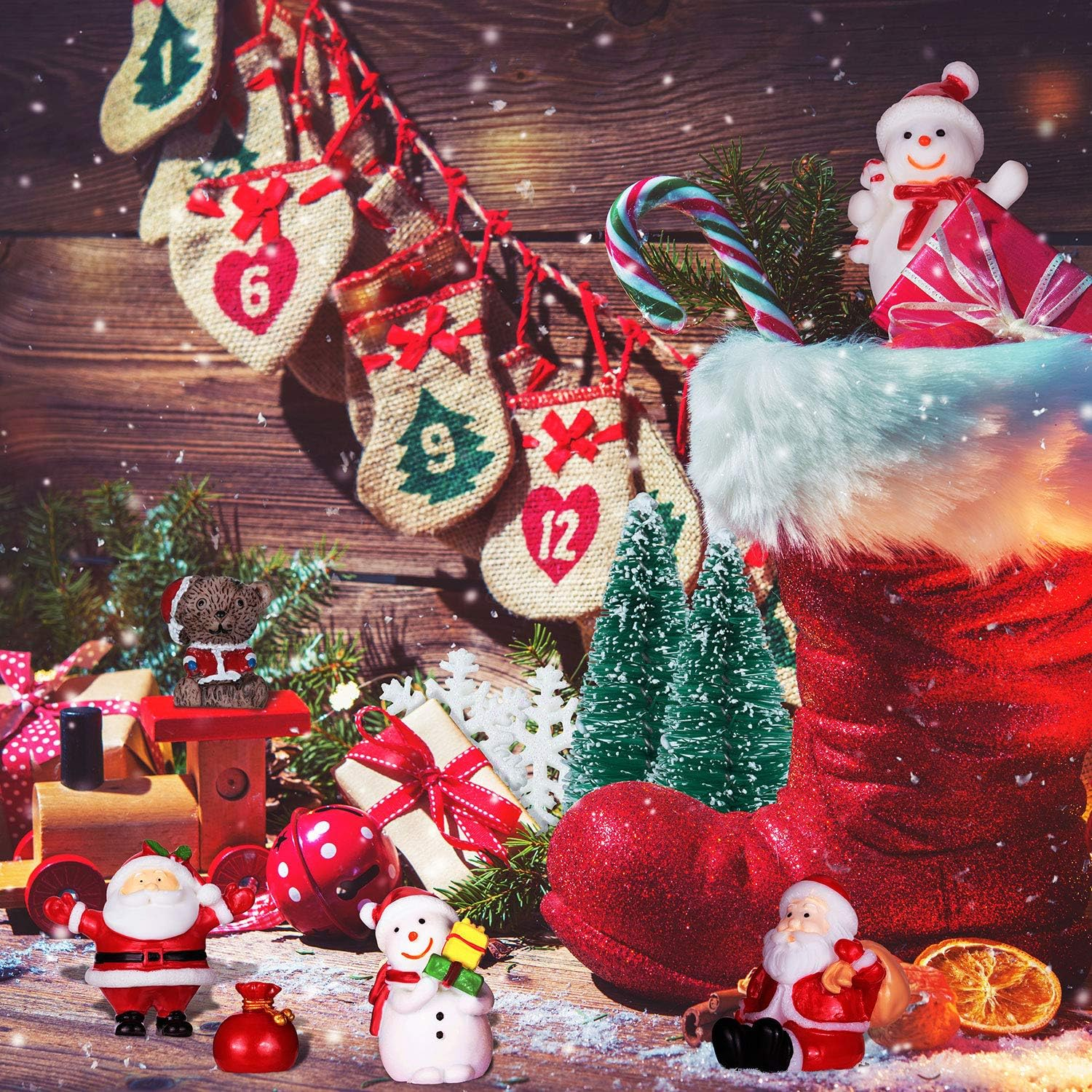 Sumind 41 Pieces Mini Assorted Pine Trees Christmas Miniature Ornaments Bottle Brush Trees with Snowmen, Reindeer, Miniature Ornaments for Christmas Party Decorations