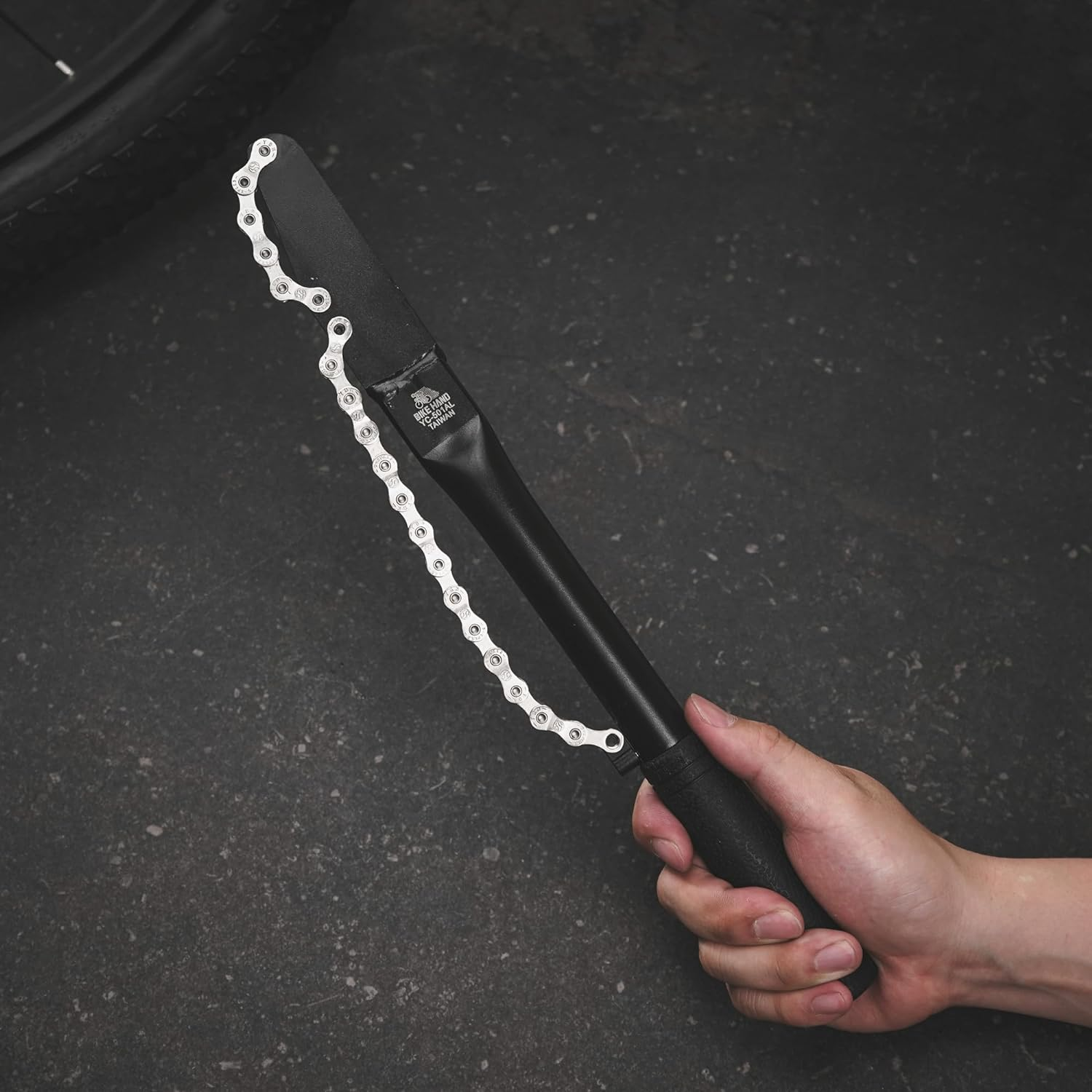 BIKEHAND Compatible with Shimano Sram Freewheel Turner Install Removal Chain Whip Tool Kit - Cassette Remover - MTB Road 8 9 10 11 12 Speed - Extra Long Handle New image number 5