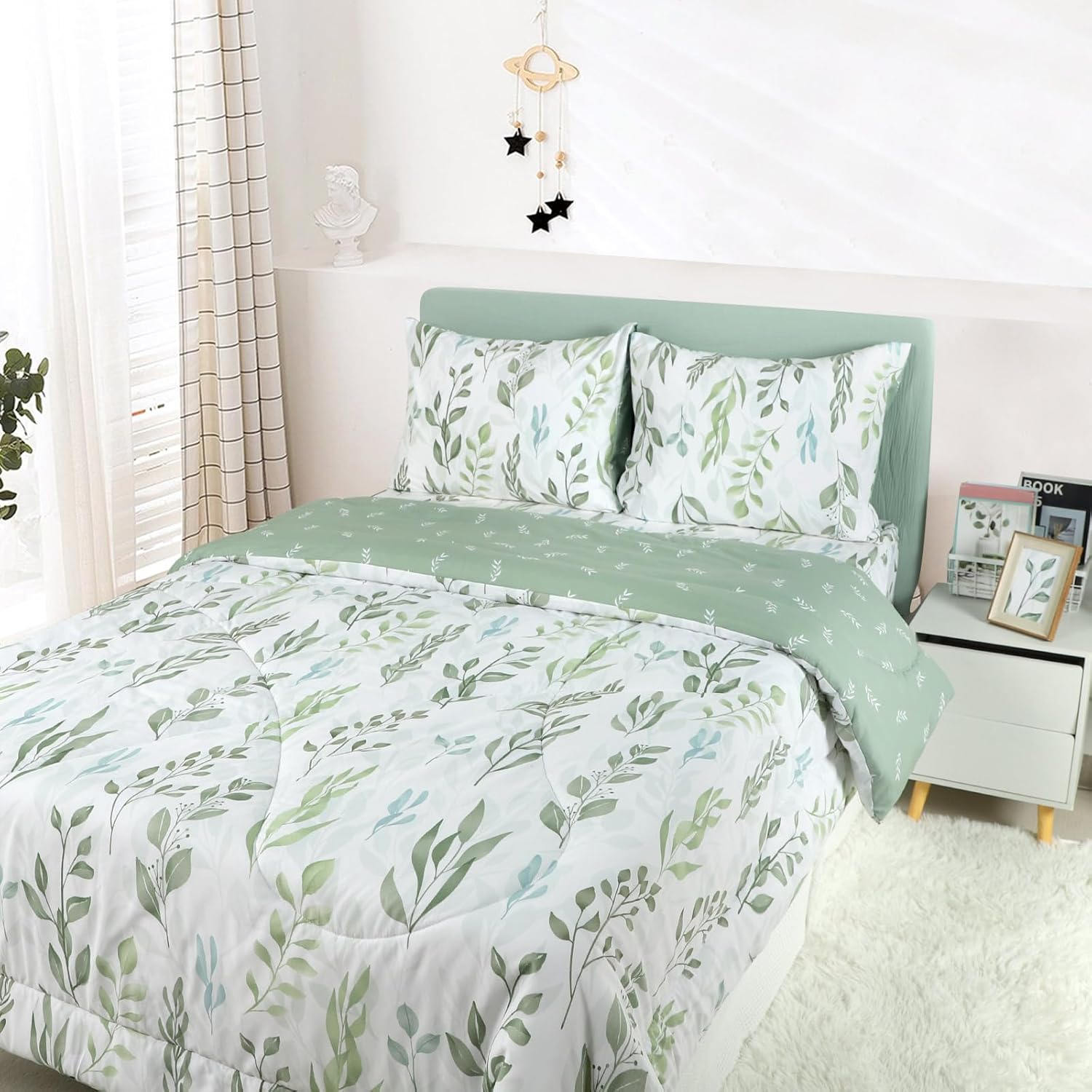 DILIMI King Size Comforter Set, 3 Pieces King Comforter Set, Reversible Green Comforter King, Ultra Soft and Fluffy Bedding Comforter Sets with Comforter, 2 Pillowcase image number 6