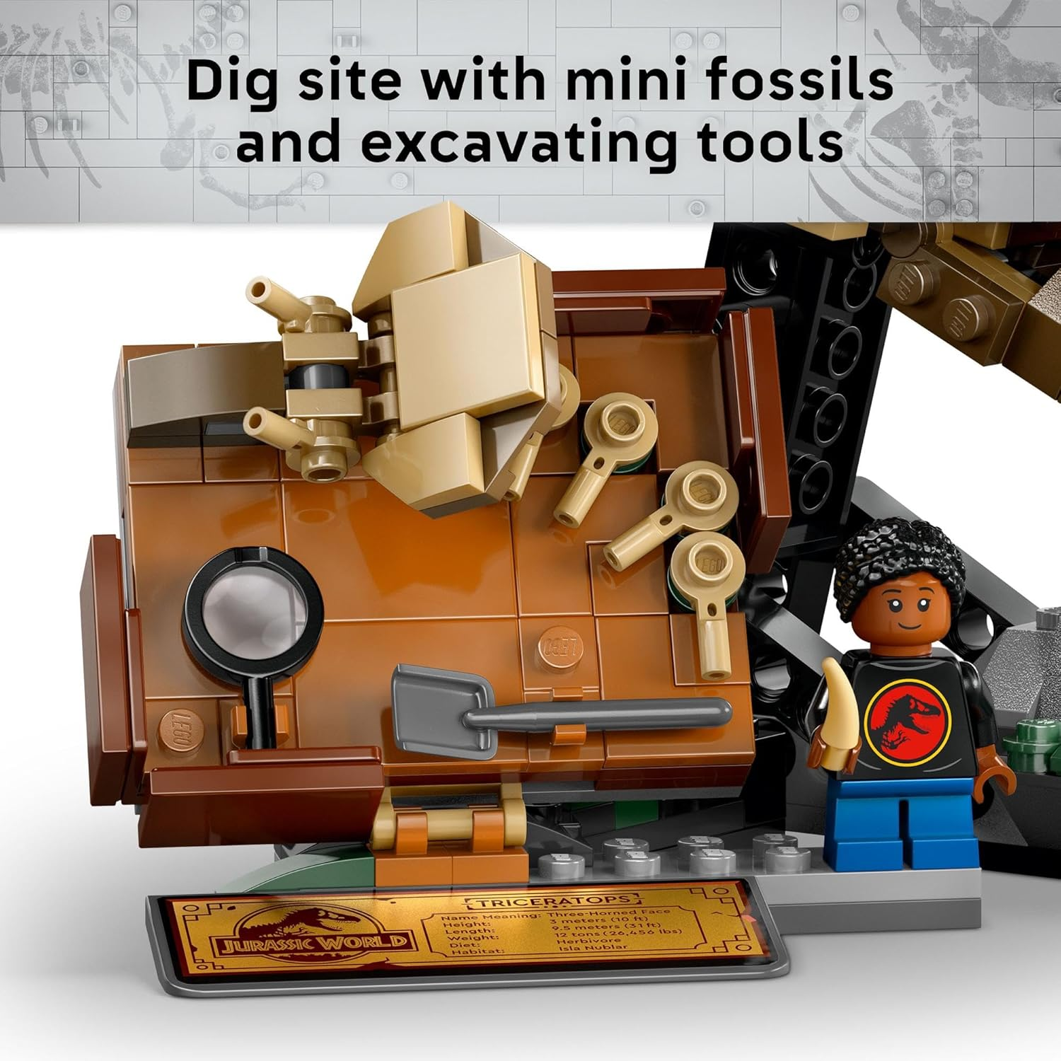 LEGO Jurassic World Dinosaur Fossils: Triceratops Skull Dino Toy for 9+ Year Old Boys & Girls, Fossil Model Building Kit with Display Stand, Kids Toy Construction Set for Imaginative Play 76969 image number 5