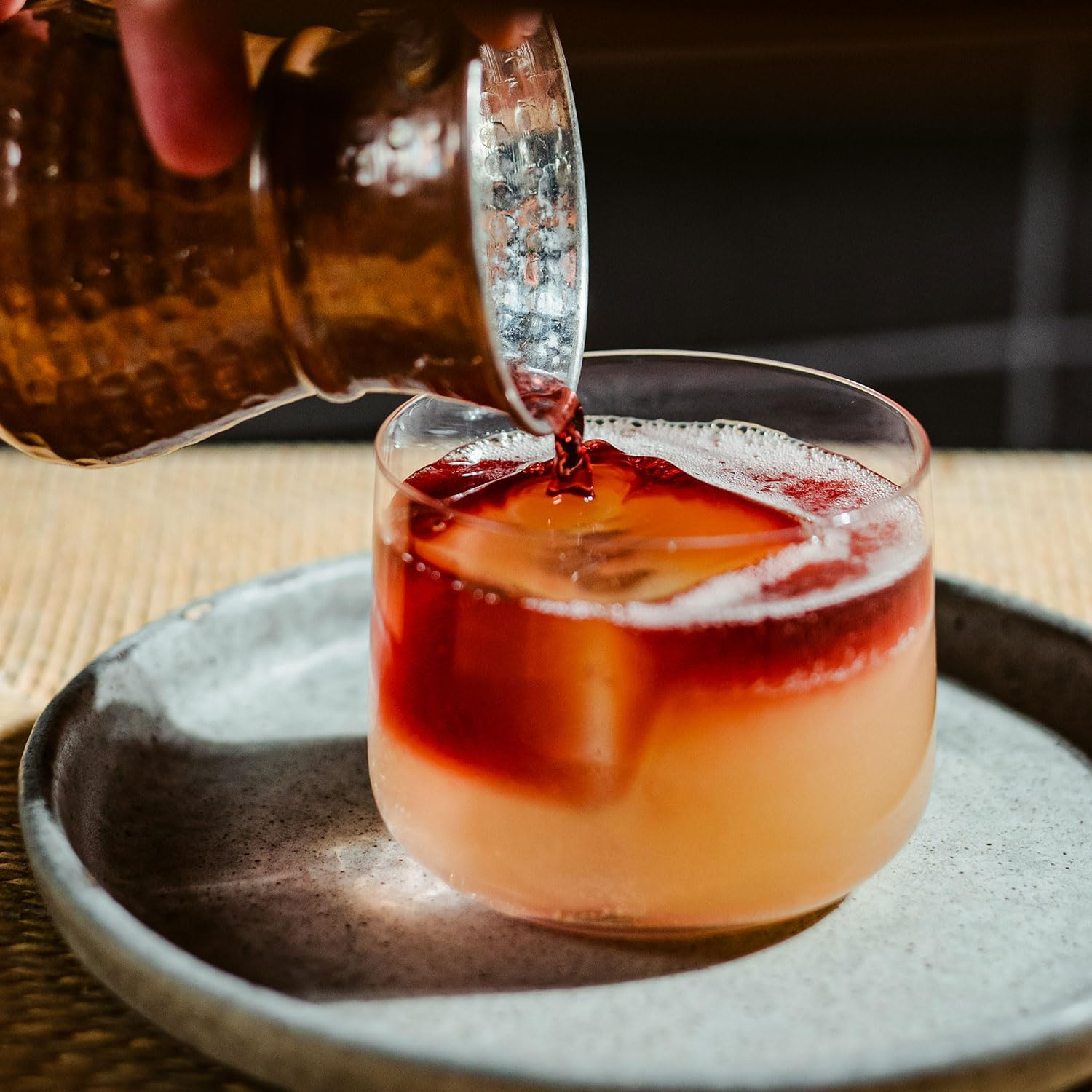 HISTORY COMPANY the Perfect Ni &ndash; Original 11-Ounce Italian Cocktail Glass, 2-Piece Set (Gift Box Collection) image number 4