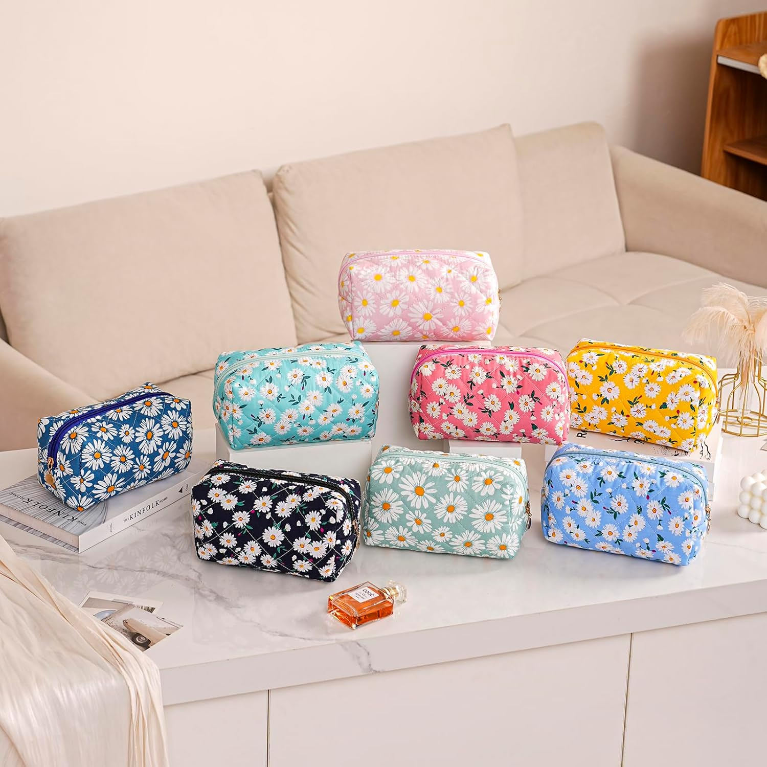 Cute Daisy Makeup Bag Small Cotton Quilted Floral Cosmetic Bag Travel Make up Pouch Toiletry Organizer Gift for Women Girls, Jade Green image number 4