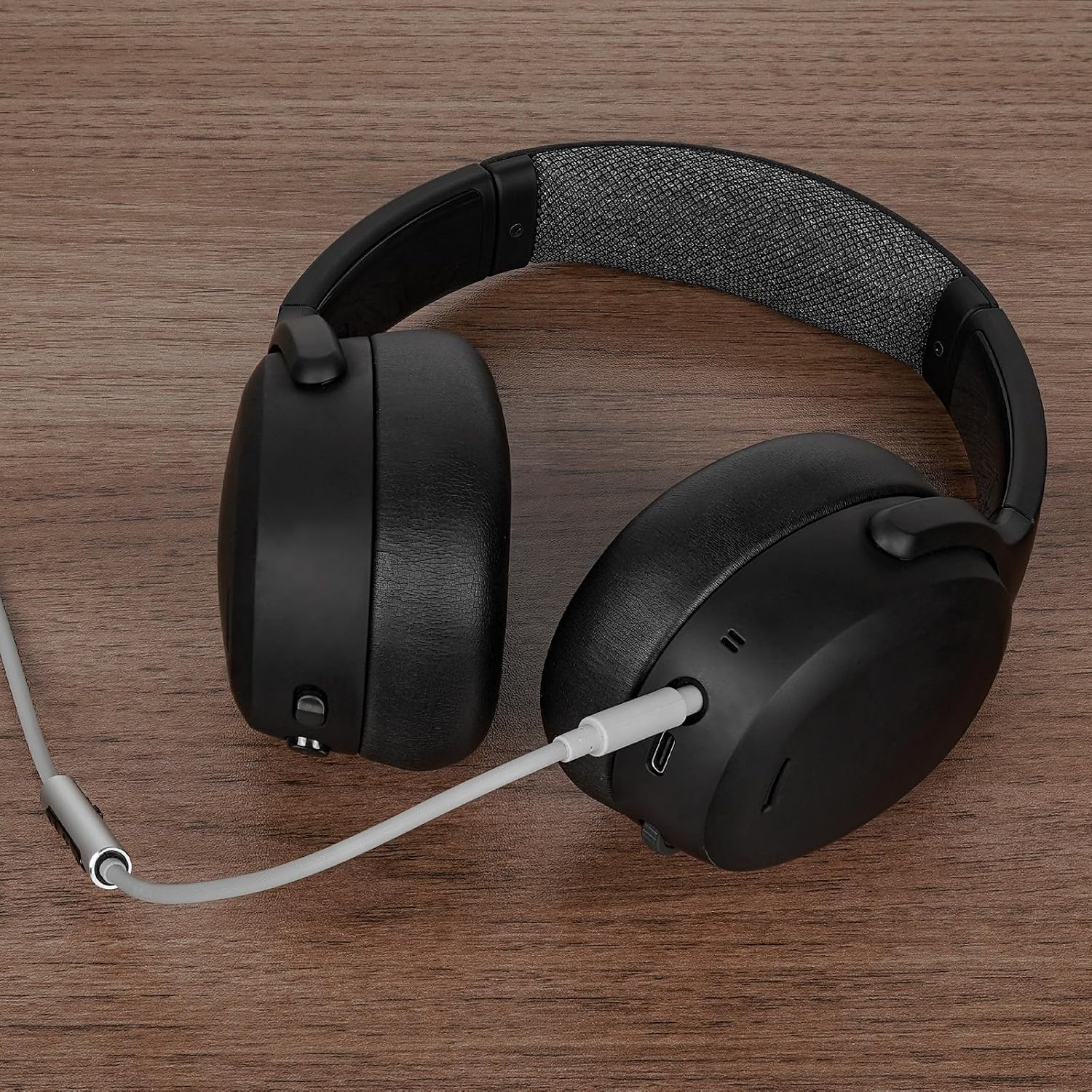 Geekria Audio Cable with Mic Compatible with Skullcandy Hesh Evo/Anc/3, Crusher Wireless, Venue, Riff 2, 3.5Mm Aux Replacement Stereo Cord with Inline Microphone (4 Ft / 1.2 M) image number 5