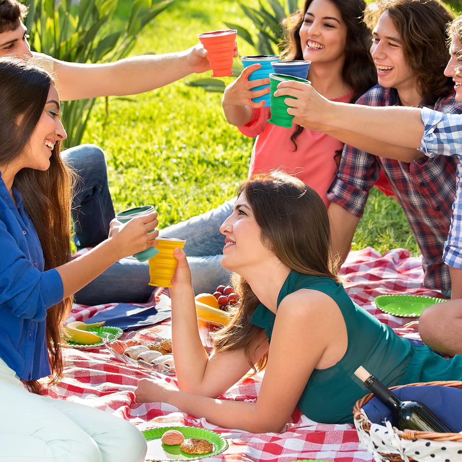 ME.FAN Silicone Collapsible Travel Cup - Silicone Folding Camping Cup with Lids - Expandable Drinking Cup Set - BPA Free, Portable, Graduated [9.22Oz] image number 2