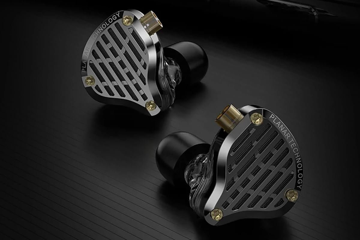 KZ PR3 Earbuds with Microphone image number 2