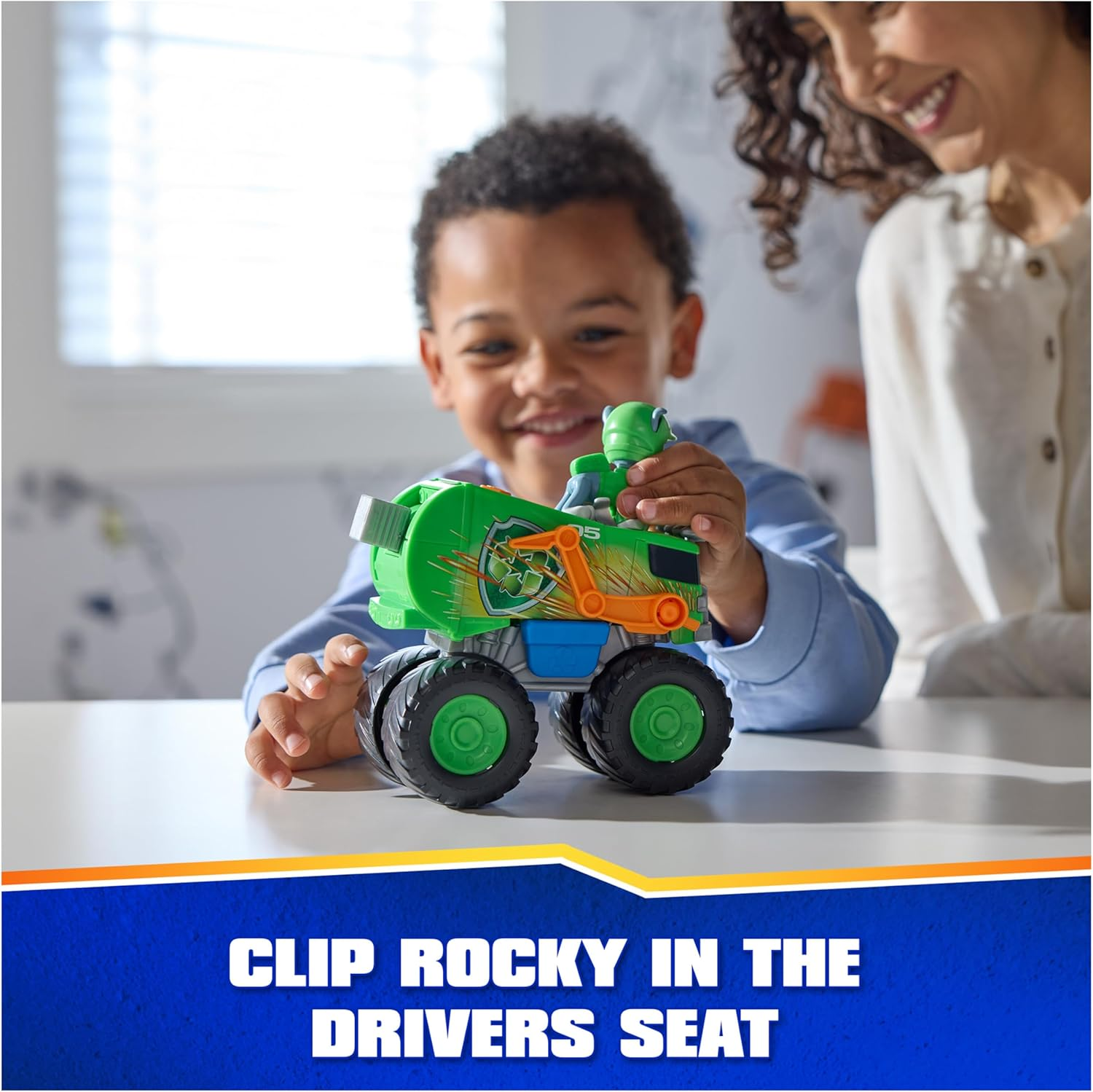 PAW PATROL Toy Vehicle Thmdvhcrscuewheelsrocky image number 1