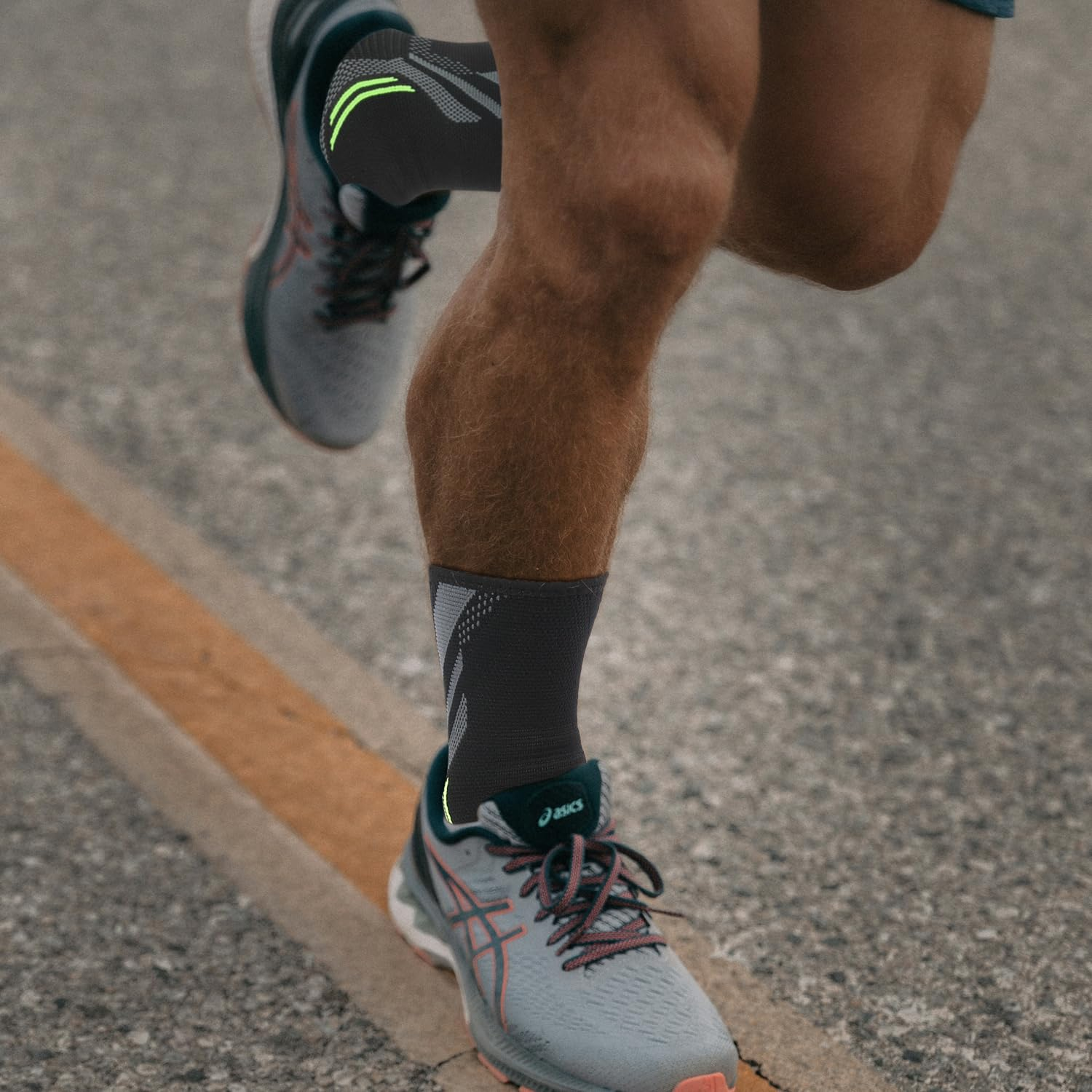 Ankle Support, Ankle Brace Compression Sleeve, Plantar Fasciitis Socks for Ligament Damage & Sprained Ankle, Relieves Achilles Tendonitis, Unisex (1Pairs) (XL) image number 1