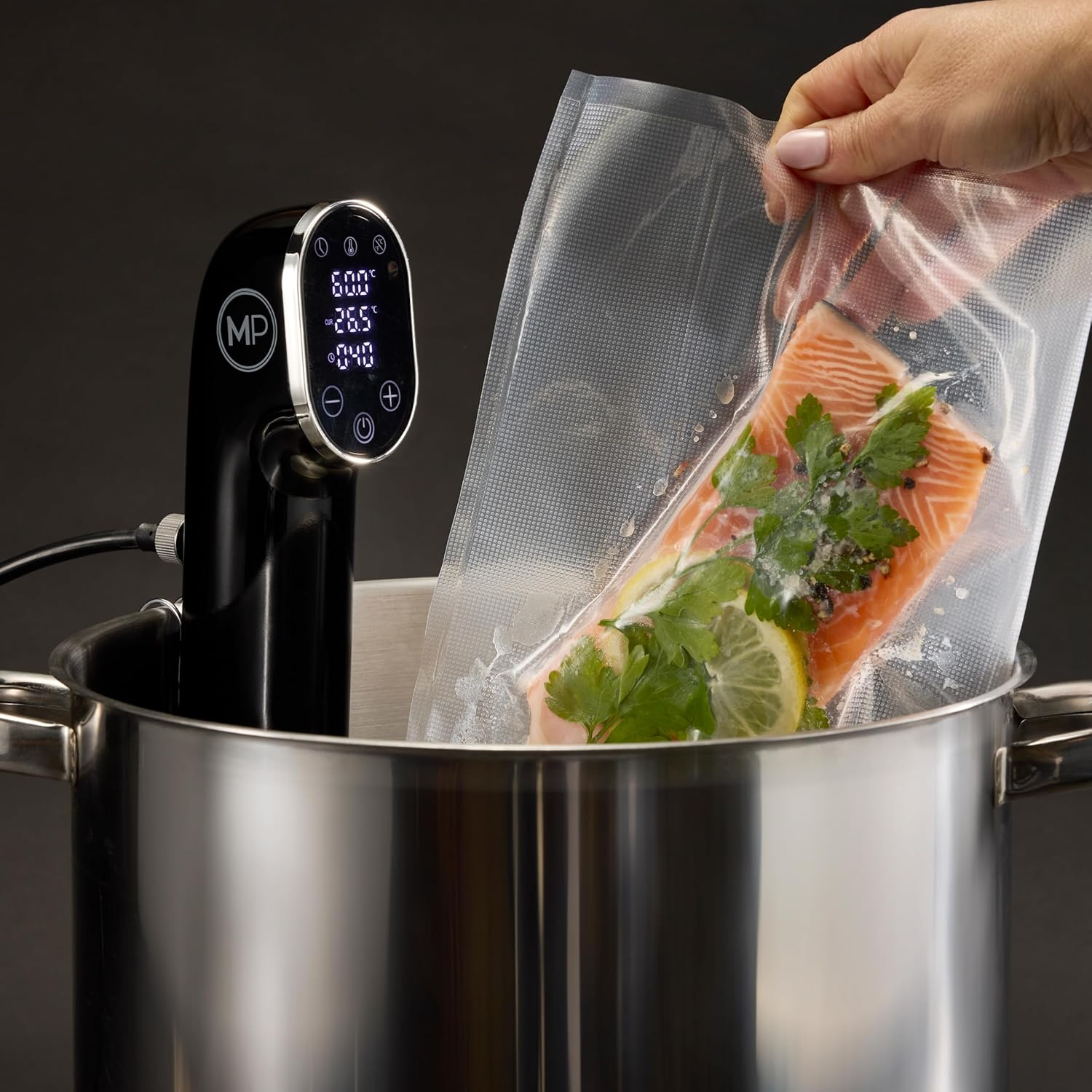 MASTERPRO Digital Sous Vide Precision Cooker Silver & Black 5.4X9.4X33.8Cm - Immersion Circulator for Precise Temperature Control image number 3