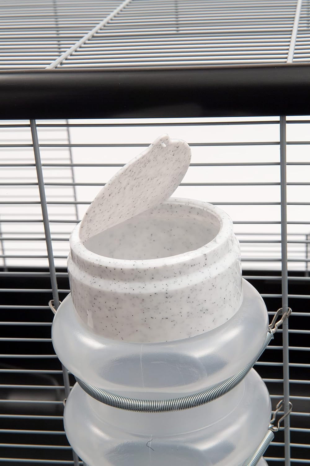 Lixit Top Fill No Drip Water Bottles for Rabbits, Ferrets, Hamsters, Guinea Pigs, Rats, Chinchillas and Other Small Animals (44 Ounce, Granite)